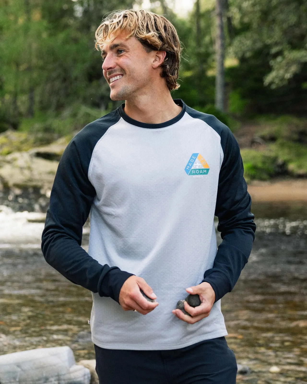 alpine_recyceltes_base_layer_langarmtshirt__schwarzgrau_3.webp Outlet Alpine Recyceltes Base Layer Langarm-T-Shirt - Schwarz/Grau Herren T-shirts & Tanktops | Oberteile