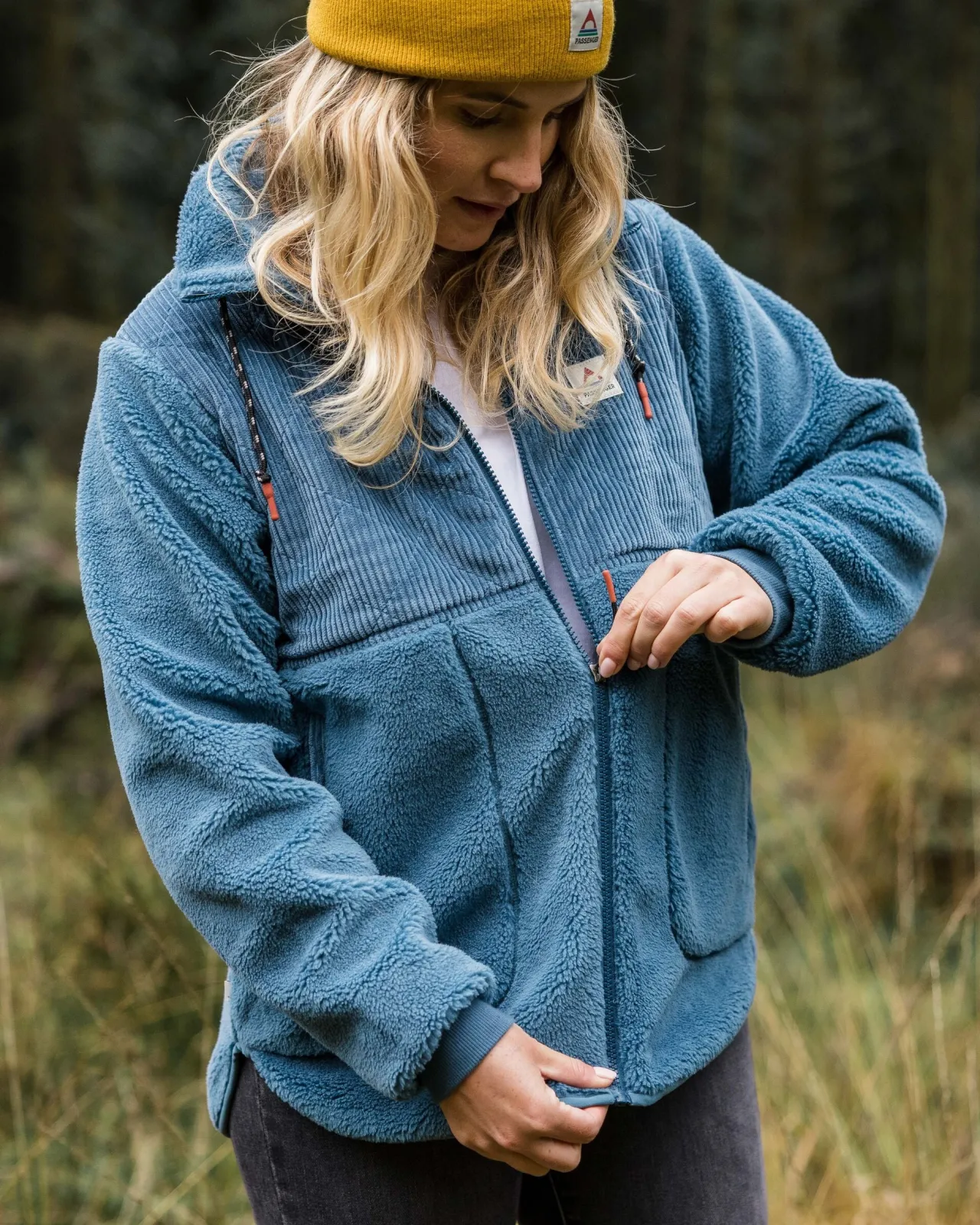 awaken_recyceltes_tiefflorsherpafleece__verwaschenes_blau_8.webp Fashion Awaken Recyceltes Tiefflor-Sherpa-Fleece - Verwaschenes Blau Damen Fleece | Fleece
