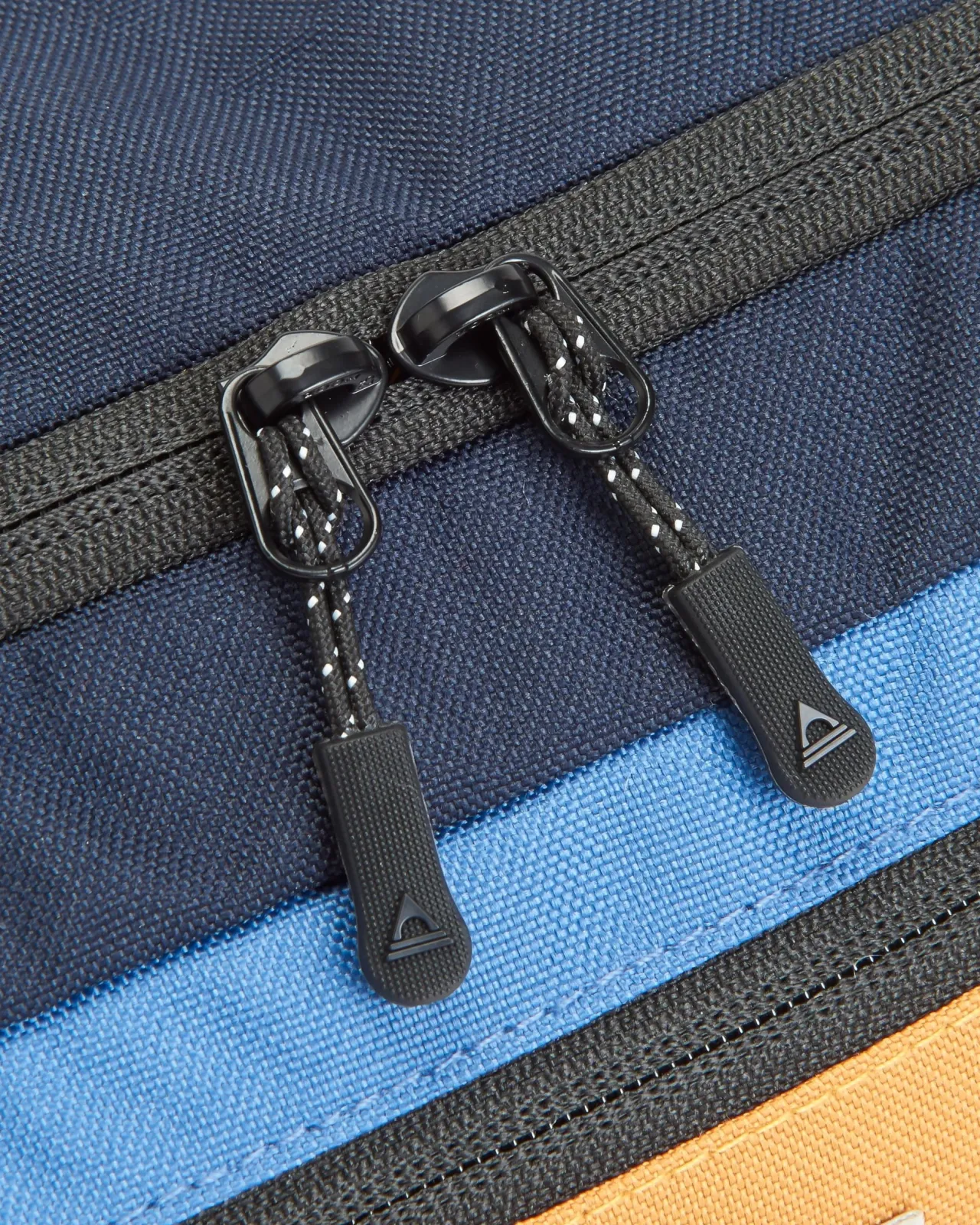 boondocker_recycelte_hfttasche__honigdunkelblausattes_marineblau_4.webp Cheap Boondocker Recycelte Hüfttasche - Honig/Dunkelblau/Sattes Marineblau Bauchtaschen | Rucksäcke & Taschen