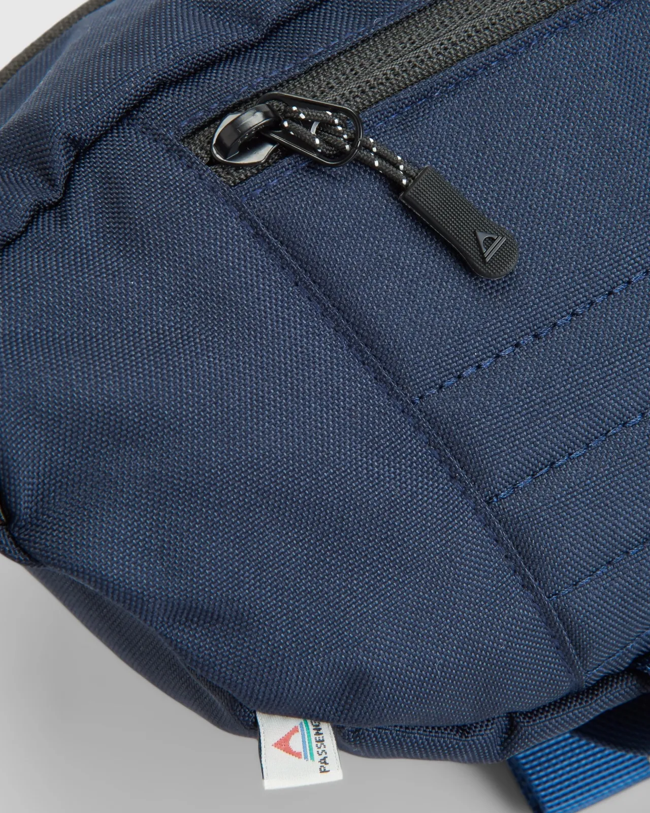 boondocker_recycelte_hfttasche__honigdunkelblausattes_marineblau_6.webp Cheap Boondocker Recycelte Hüfttasche - Honig/Dunkelblau/Sattes Marineblau Bauchtaschen | Rucksäcke & Taschen