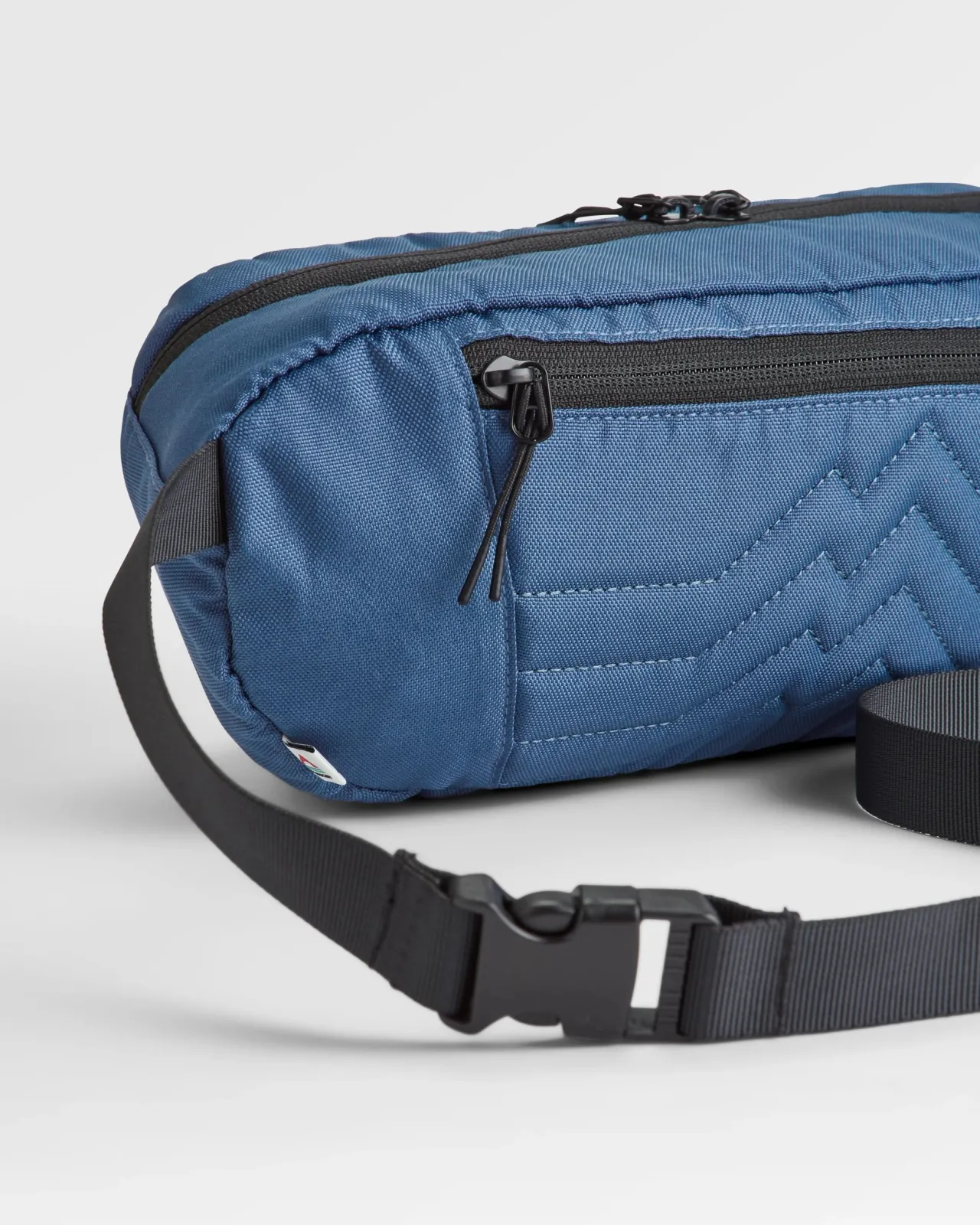 boondocker_recycelte_hfttasche__mondlichtblau_12.webp Sale Boondocker Recycelte Hüfttasche - Rucksäcke | Bauchtaschen