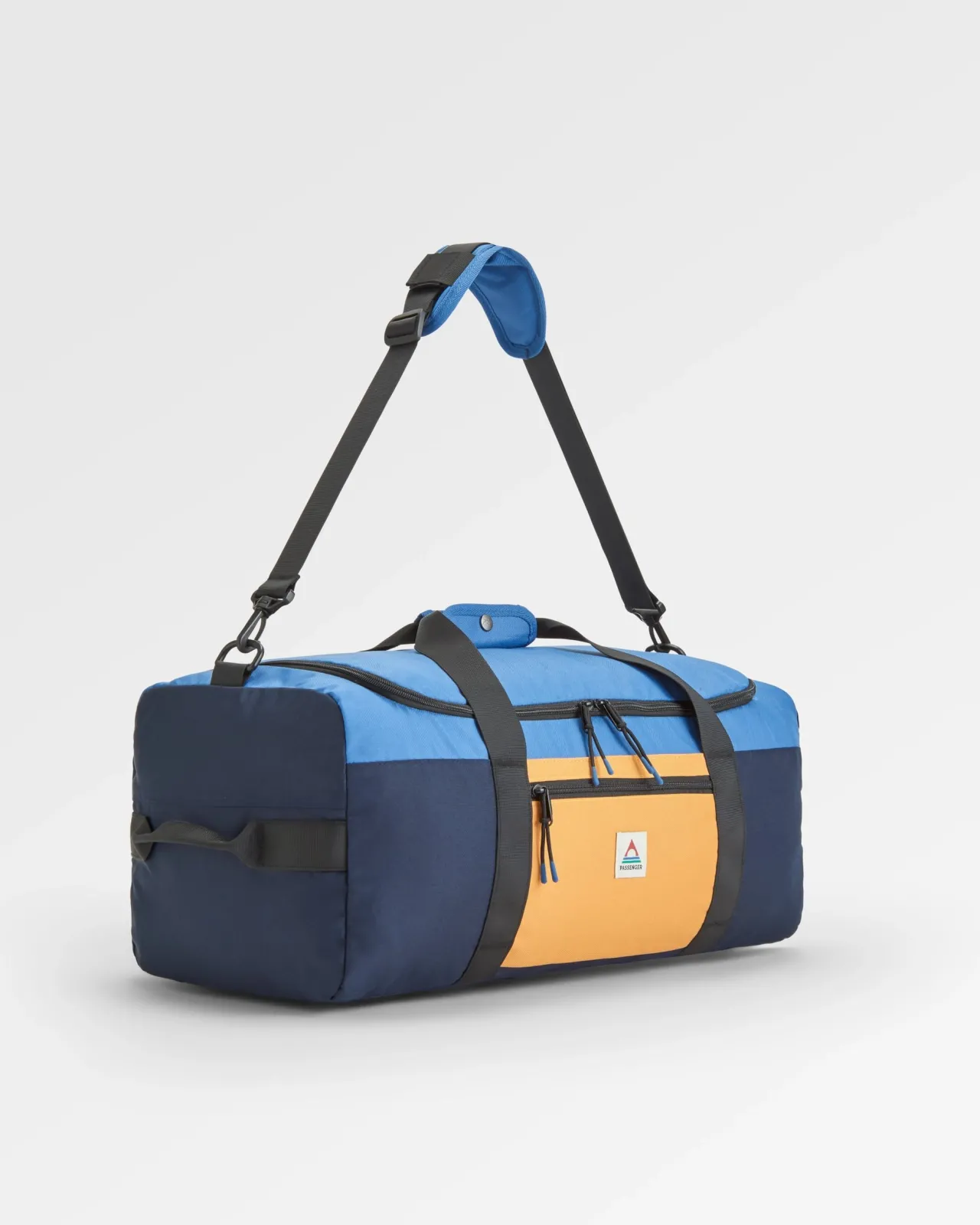 boondocker_recycelte_l_reisetasche__honigdunkelblausattes_marineblau_5.webp Clearance Boondocker Recycelte 30L Reisetasche - Honig/Dunkelblau/Sattes Marineblau Reisetaschen | Rucksäcke & Taschen
