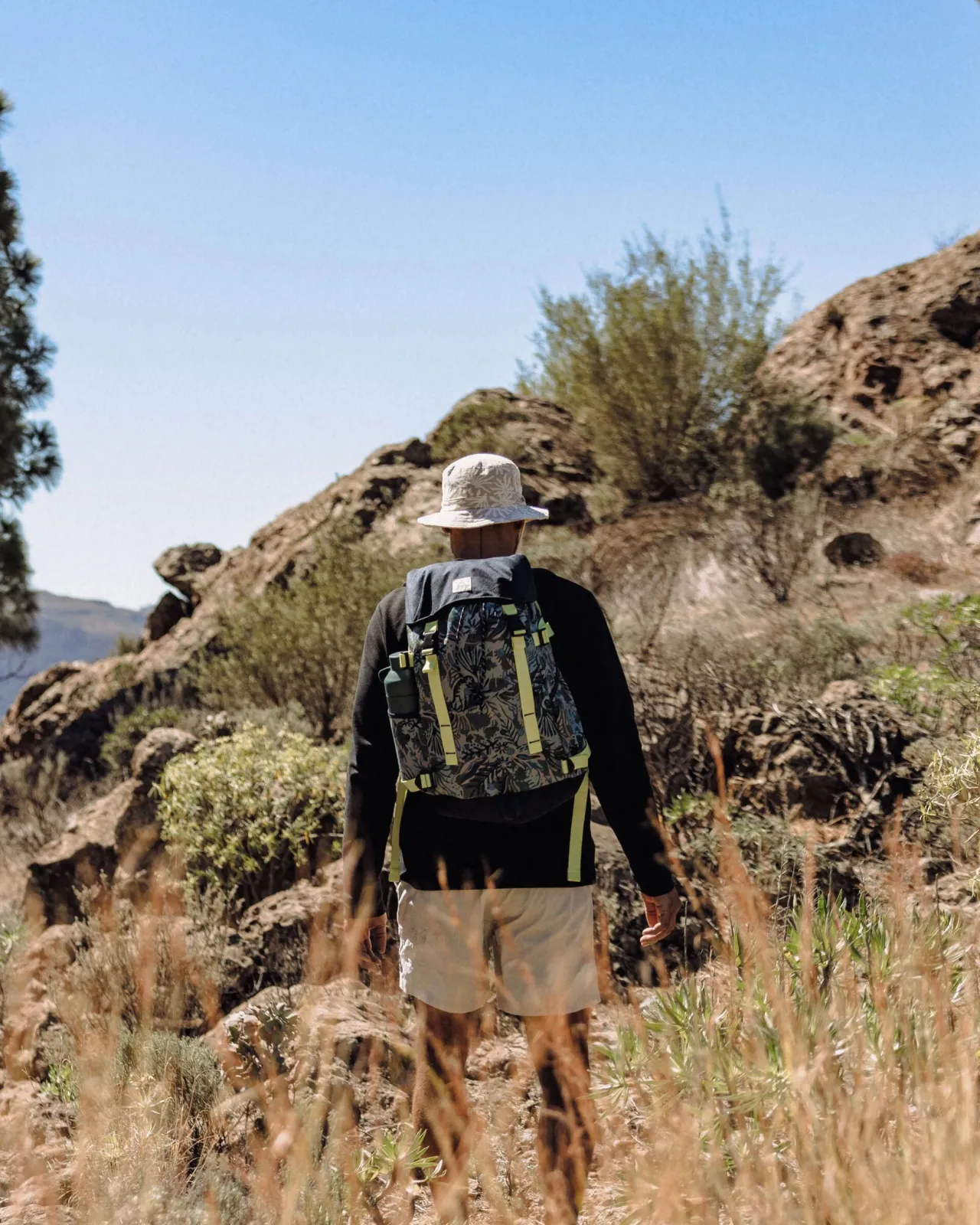 boondocker_recycelter_l_rucksack__abstrakte_seealge_pistazie_4.webp Store Boondocker Recycelter 26L Rucksack - Abstrakte Seealge Pistazie Rucksäcke | Surfzubehör