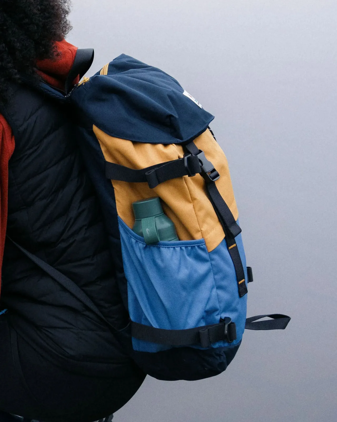 boondocker_recycelter_l_rucksack__honigdunkelblausattes_marineblau_3.webp Clearance Boondocker Recycelter 26L Rucksack - Honig/Dunkelblau/Sattes Marineblau Rucksäcke | Rucksäcke & Taschen