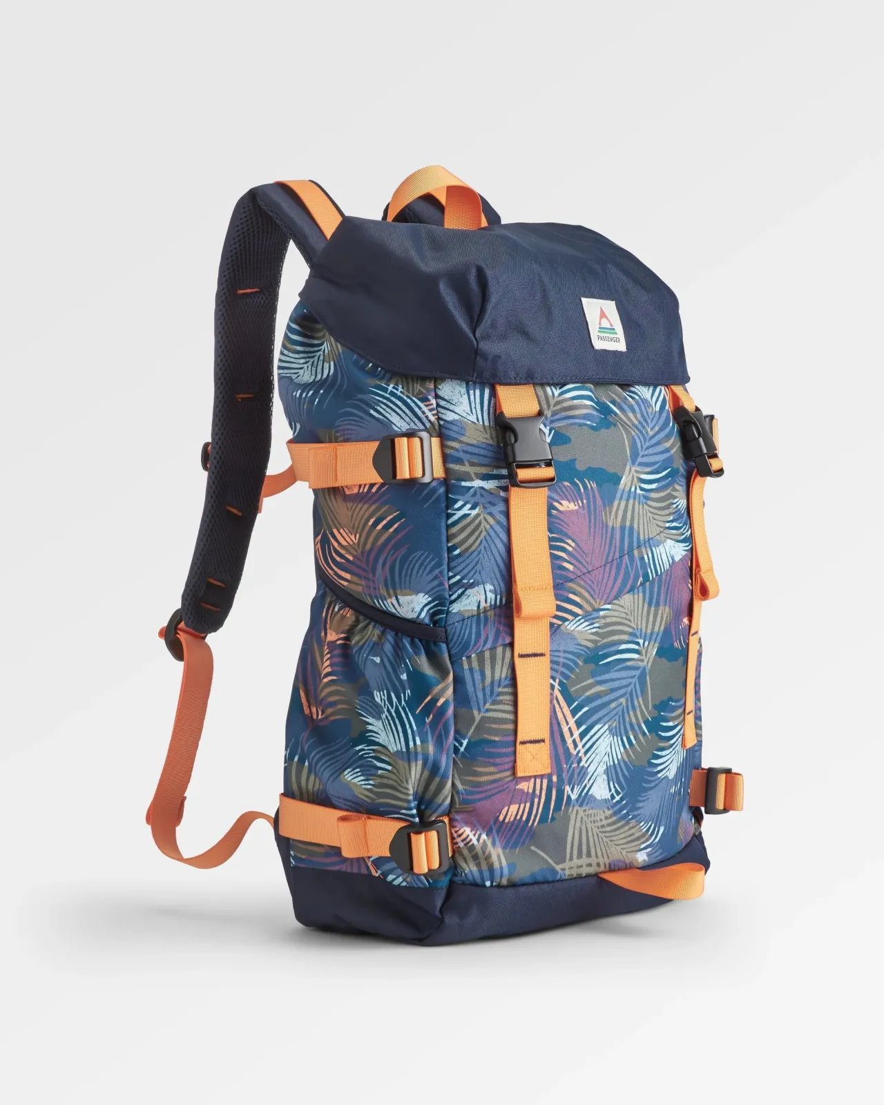 boondocker_recycelter_l_rucksack__palm_camo_aprikose_4.webp Outlet Boondocker Recycelter 26L Rucksack - Palm Camo Aprikose Rucksäcke