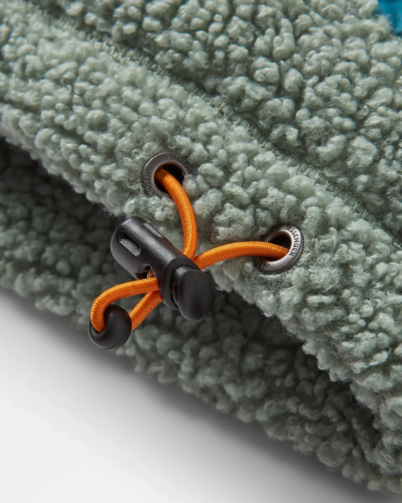 calla_kapuzen_recyceltes_polarfleece_mit_futter__pistazie_10.webp Store Calla Kapuzen Recyceltes Polar-Fleece mit Futter - Damen Fleece | Fleece