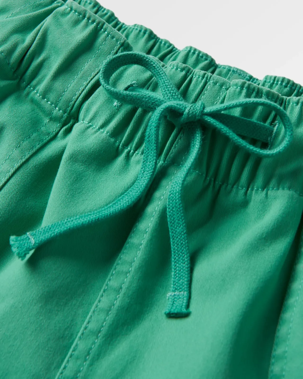 carriso_biobaumwollshorts__grne_fichte_1.webp Discount Carriso Bio-Baumwollshorts - Grüne Fichte Damen Kurze Hosen