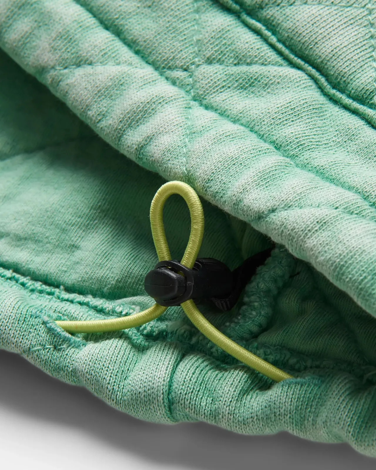 clementine_gesteppte_reiverschlussjacke__grne_fichte_7.webp Outlet Clementine Gesteppte Reißverschlussjacke - Grüne Fichte Damen Kapuzenpullover & Sweatshirts