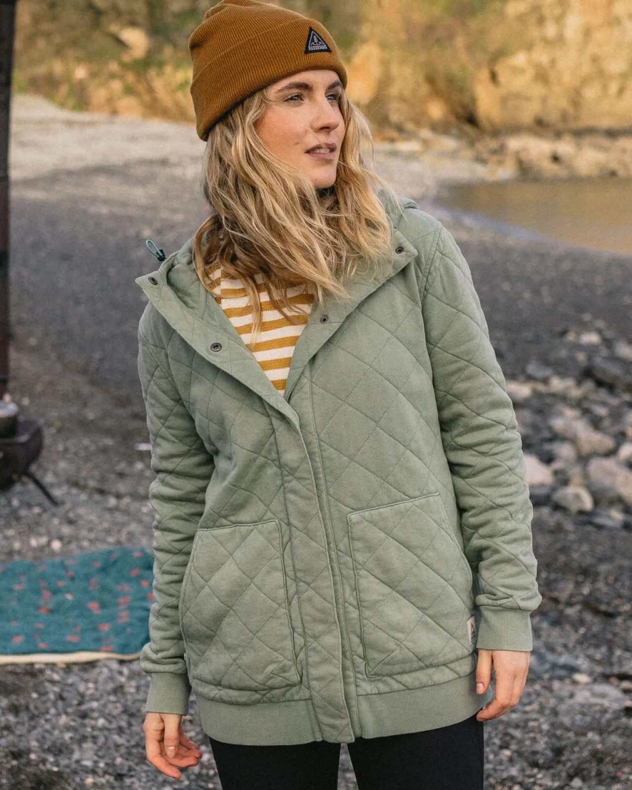 clementine_recycelter_gesteppter_kapuzenpullover_knpfbar__pistazie_2.webp Clearance Clementine Recycelter Gesteppter Kapuzenpullover knöpfbar - Damen Kapuzenpullover & Sweatshirts