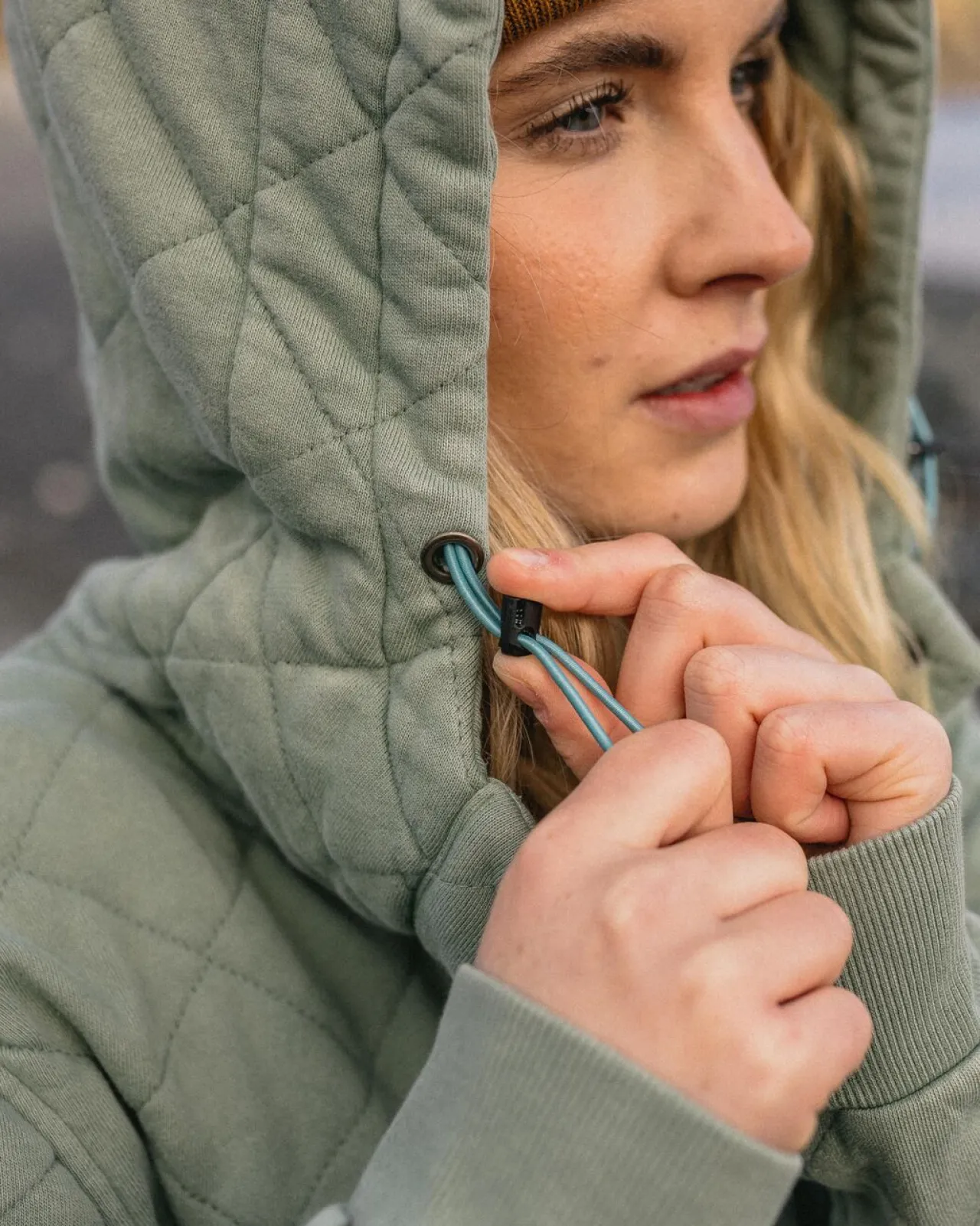 clementine_recycelter_gesteppter_kapuzenpullover_knpfbar__pistazie_3.webp Clearance Clementine Recycelter Gesteppter Kapuzenpullover knöpfbar - Damen Kapuzenpullover & Sweatshirts
