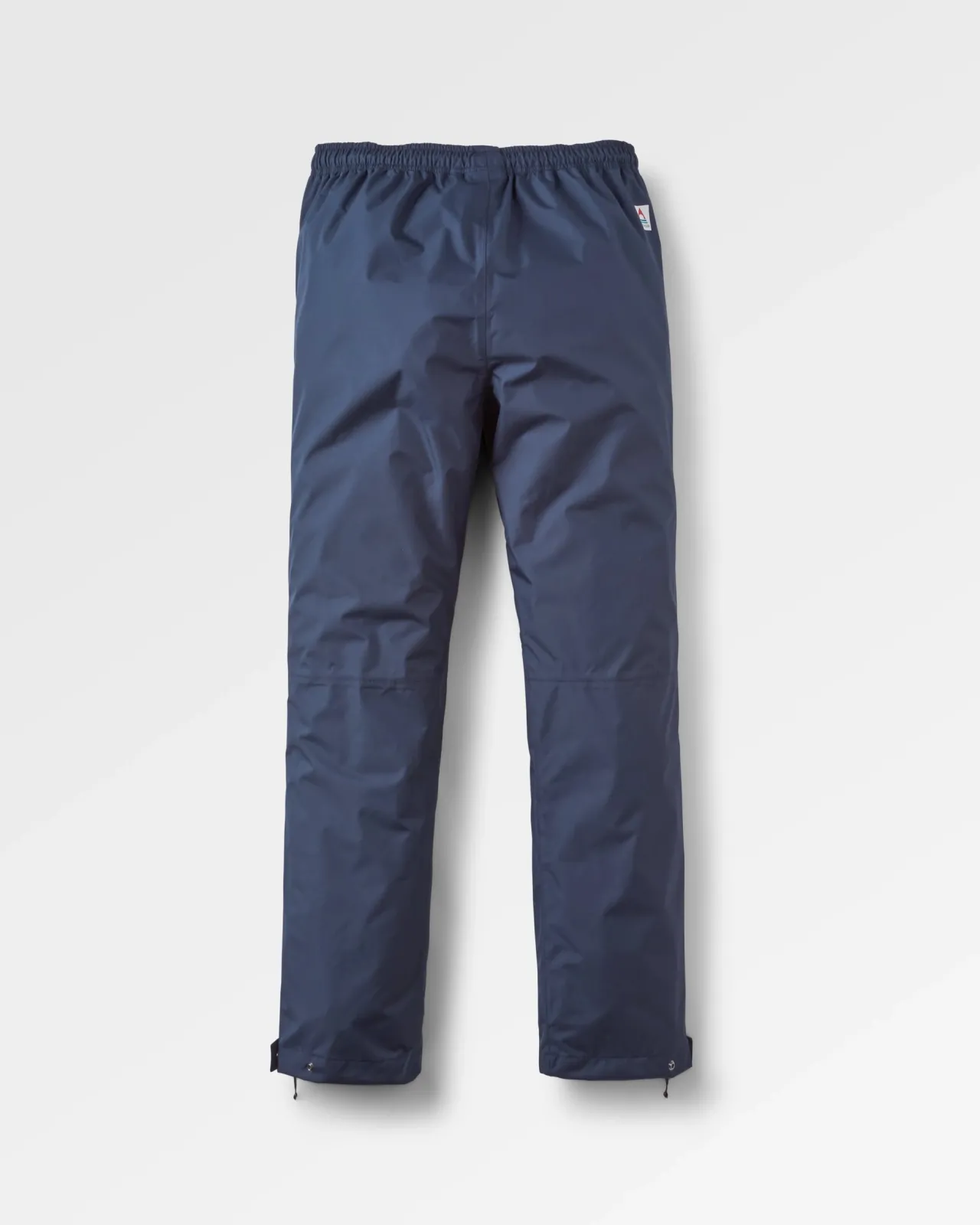 cloudburst_wasserdichte_recycelte_hose__tiefes_marineblau_5.webp Flash Sale Cloudburst Wasserdichte Recycelte Hose - Tiefes Marineblau Damen Latzhosen & Hosen | Hosen