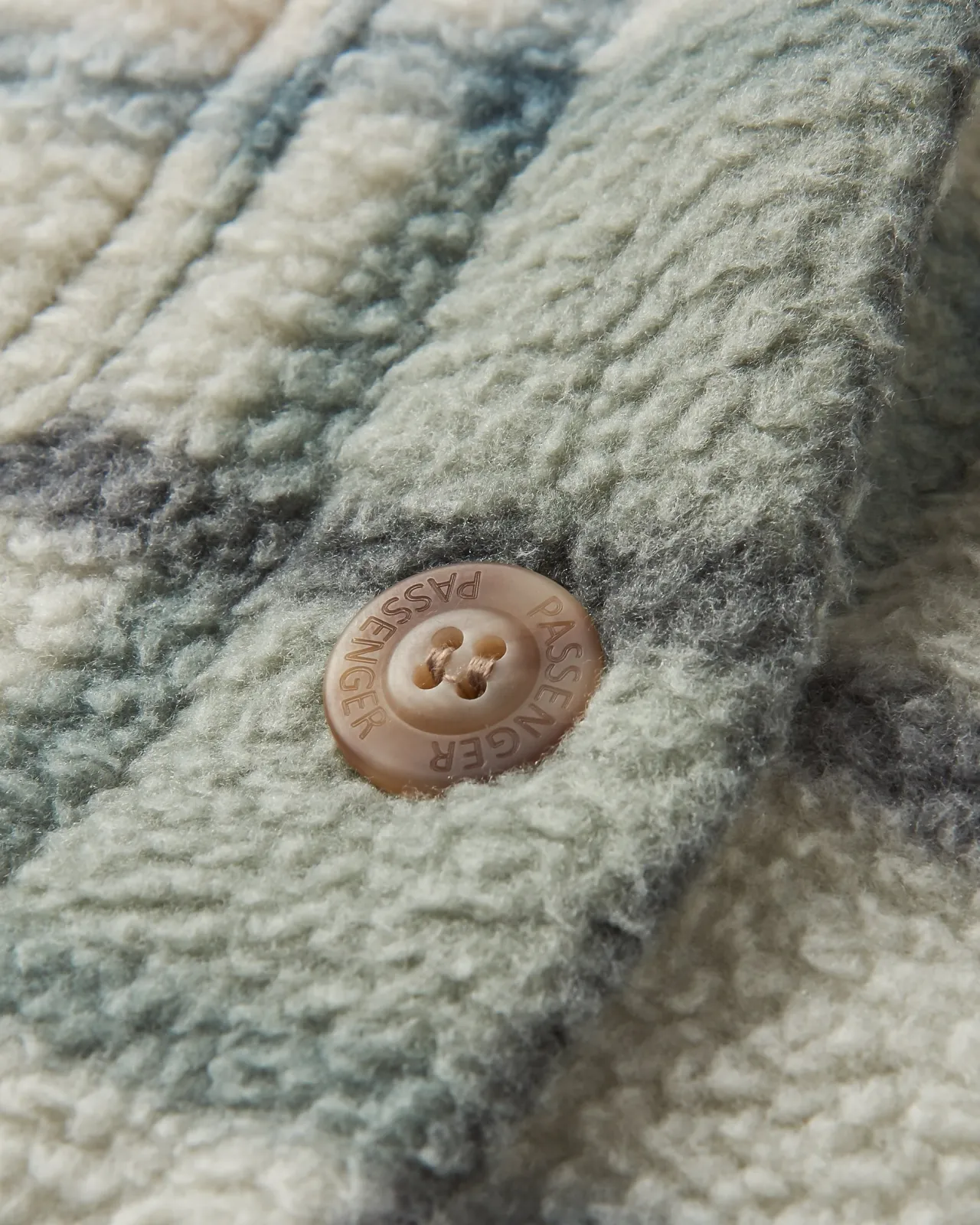 cloudy__recyceltes_sherpafleecehemd__pistaziencheck_7.webp Cheap Cloudy 2.0 Recyceltes Sherpa-Fleece-Hemd - Pistazien- Damen Hemden | Fleece