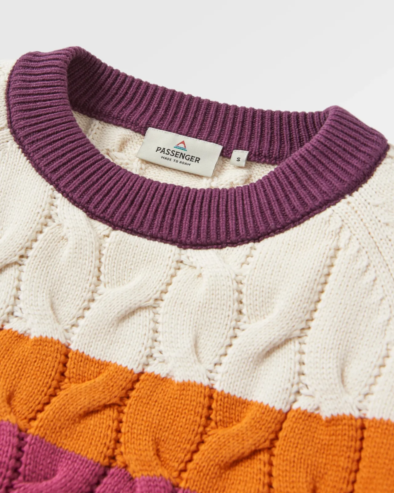comfort_stripe_biogestrickter_pullover__rhabarber_multi_streifen_1.webp Fashion Comfort Stripe Bio-Gestrickter Pullover - Rhabarber Multi Streifen Damen Strickwaren