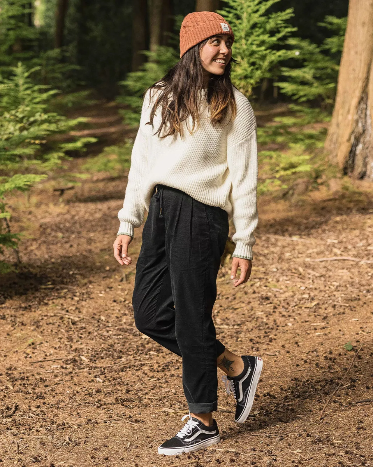 compass_recycelte_cordhose__schwarz_7.webp Online Compass Recycelte Cordhose - Damen Latzhosen & Hosen