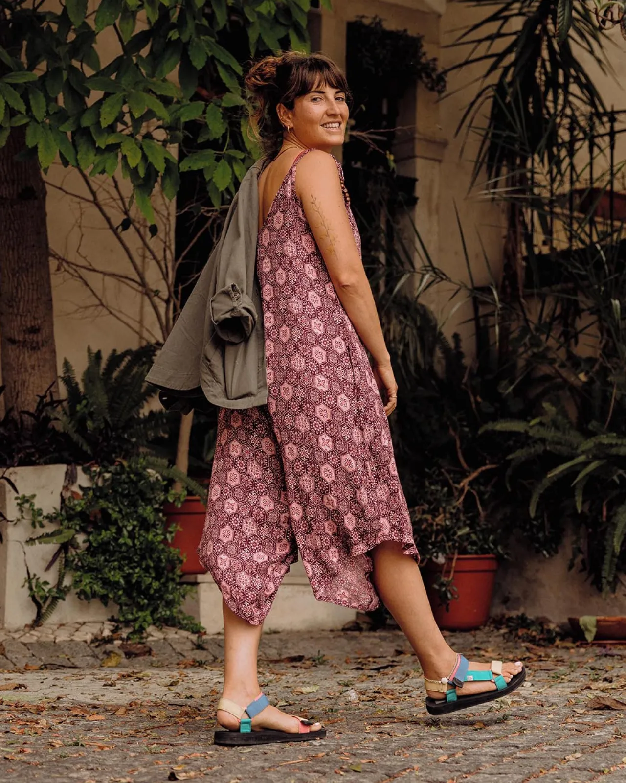copetn_jumpsuit__fliesenwein_5.webp Shop Copetín Jumpsuit - Damen Kleider & Röcke