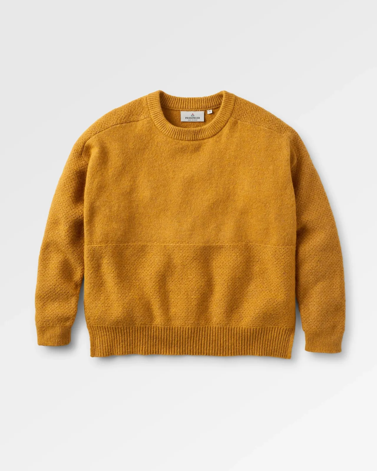 cove_recycelter_gestrickter_pullover__bernsteingold_1.webp Fashion Cove Recycelter Gestrickter Pullover - Damen Strickwaren