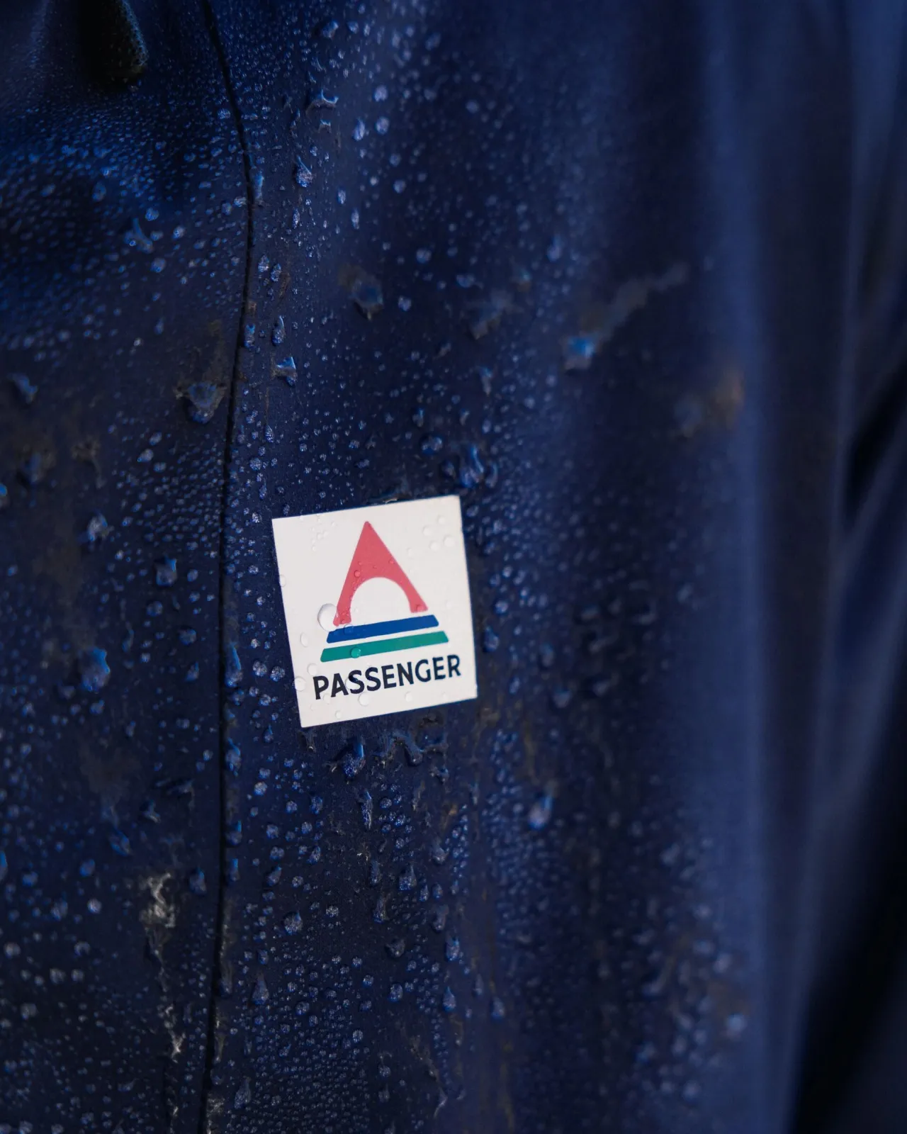 diablo_wasserabweisender_smock_aus_recyceltem_material__tiefes_marineblau_5.webp Fashion Diablo Wasserabweisender Smock aus recyceltem Material - Tiefes Marineblau Herren Wasserdicht | Jacken
