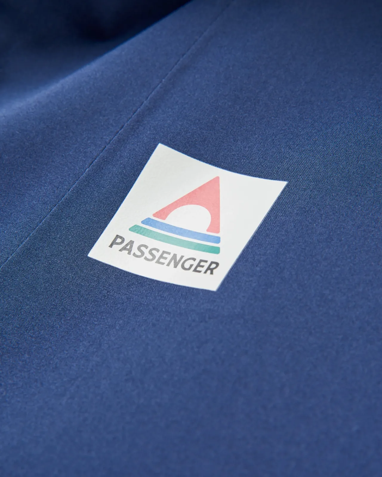 diablo_wasserabweisender_smock_aus_recyceltem_material__tiefes_marineblau_8.webp Fashion Diablo Wasserabweisender Smock aus recyceltem Material - Tiefes Marineblau Herren Wasserdicht | Jacken