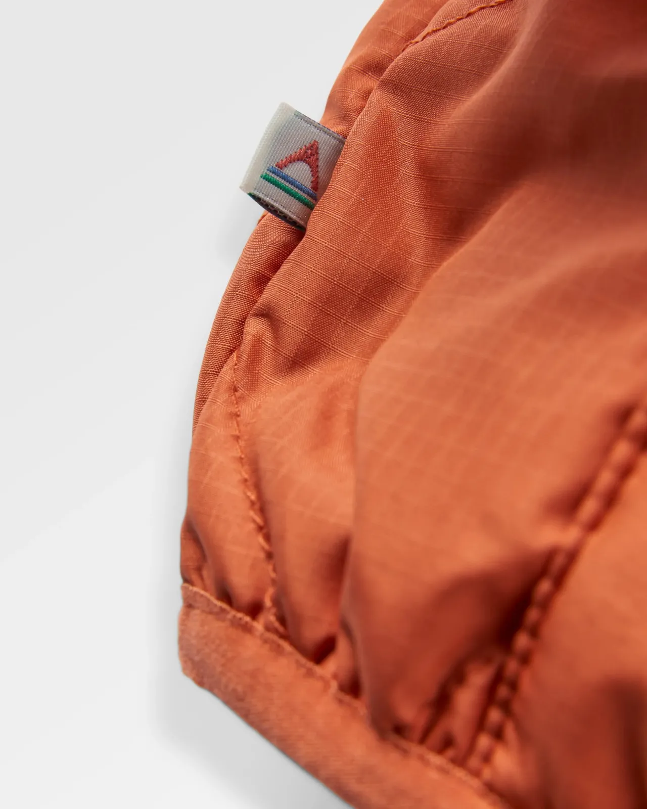 dylan_recycelte_isolierte_jacke_mit_reiverschluss__gebranntes_orange_9.webp Shop Dylan Recycelte Isolierte Jacke mit Reißverschluss - Gebranntes Orange Herren Isoliert