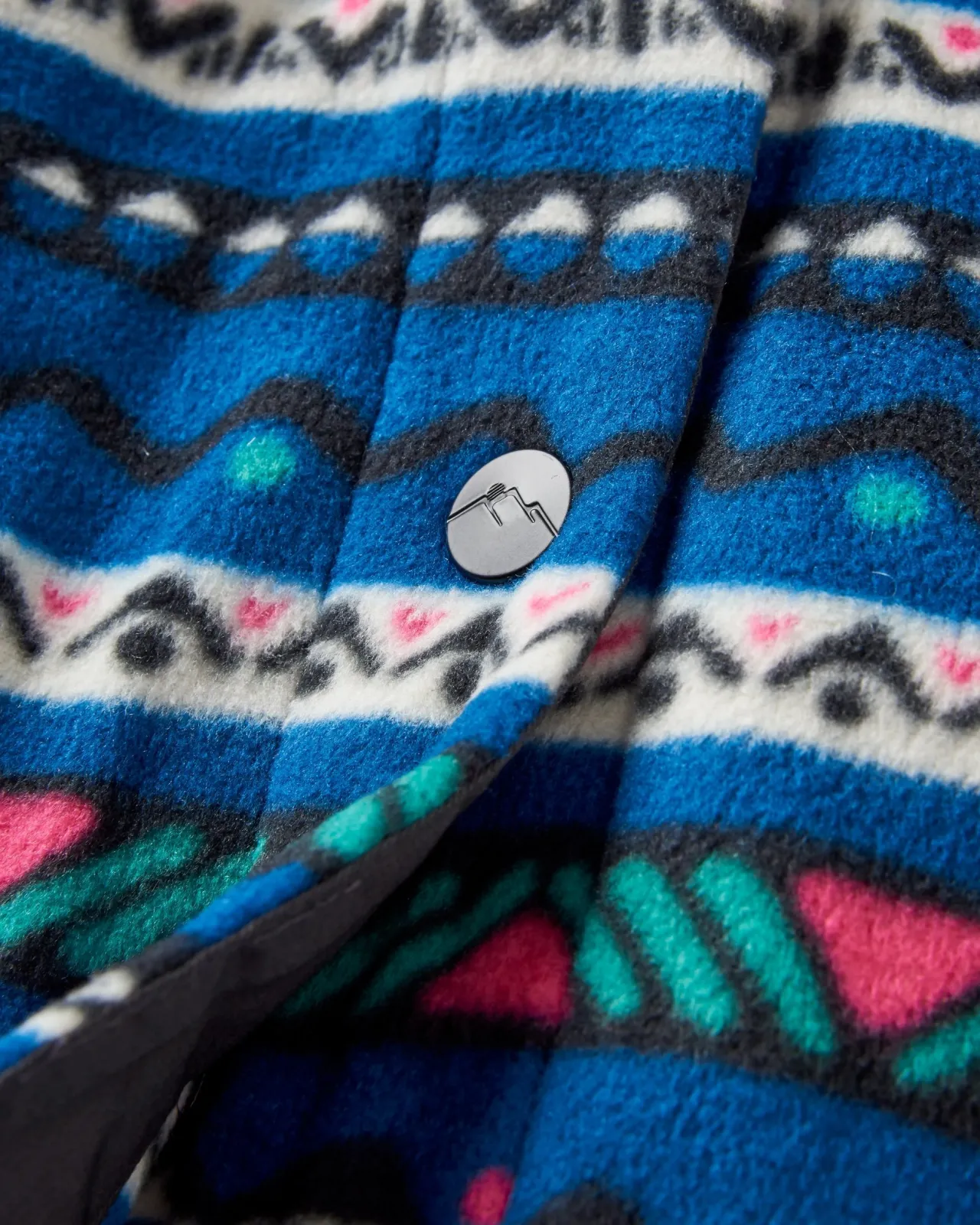 east_recyceltes_polarfleecehemd__berg_geo_gezeitenblau_8.webp Flash Sale East Recyceltes Polar-Fleece-Hemd - Berg Geo Gezeitenblau Damen Hemden