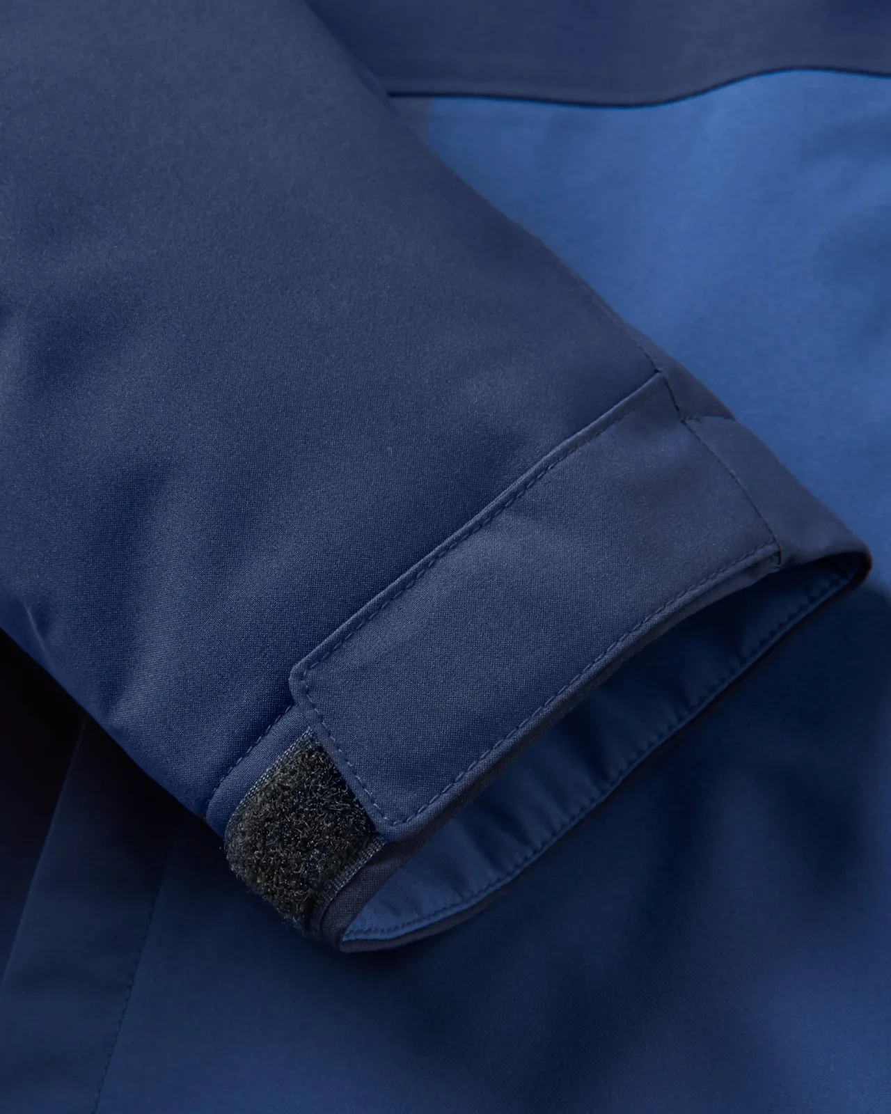 elevate_isolierte_wasserdichte_jacke__tiefes_marineblau_11.webp Flash Sale Elevate isolierte wasserdichte Jacke - Tiefes Marineblau Damen Isoliert | Wasserdicht