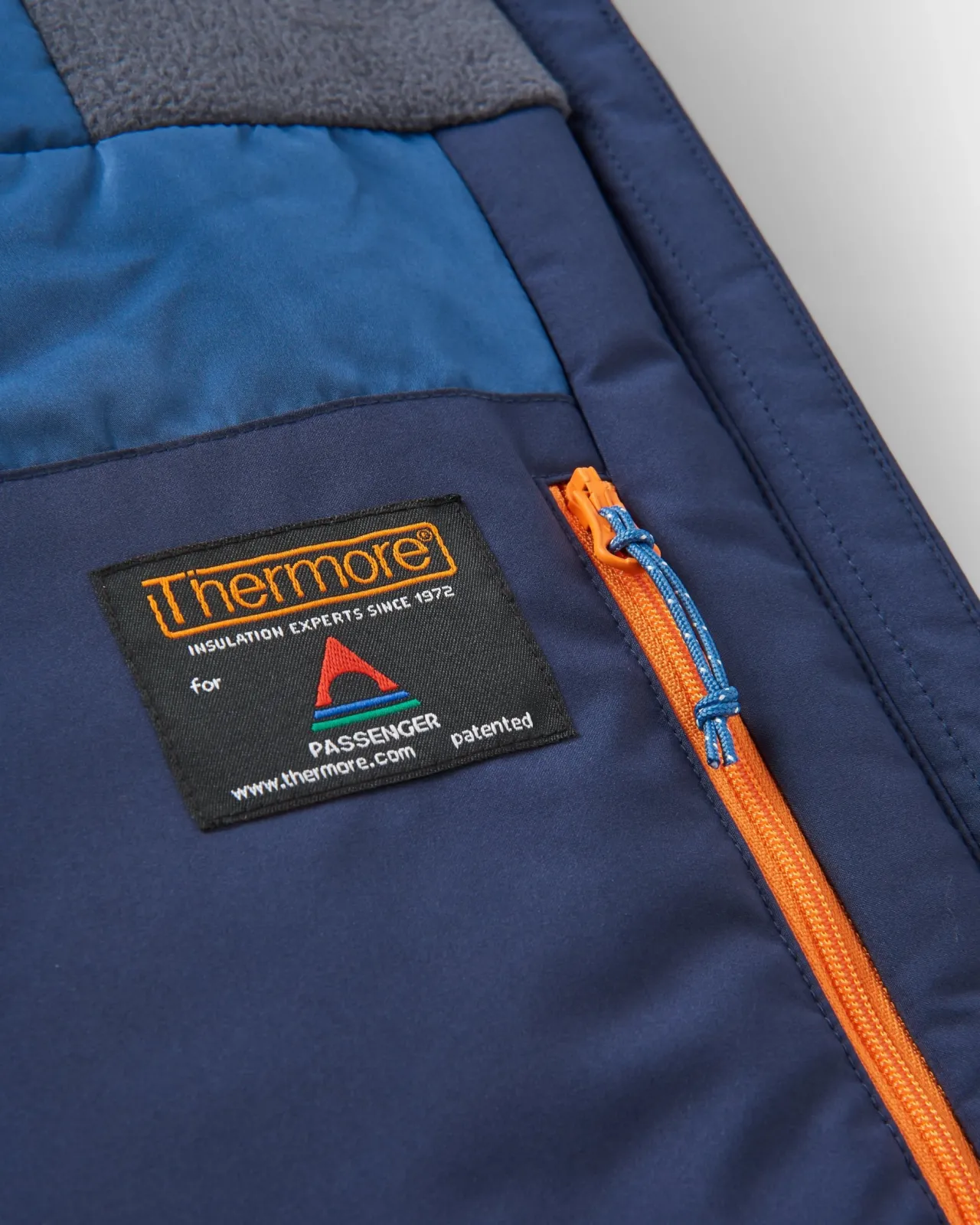 elevate_isolierte_wasserdichte_jacke__tiefes_marineblau_13.webp Flash Sale Elevate isolierte wasserdichte Jacke - Tiefes Marineblau Damen Isoliert | Wasserdicht