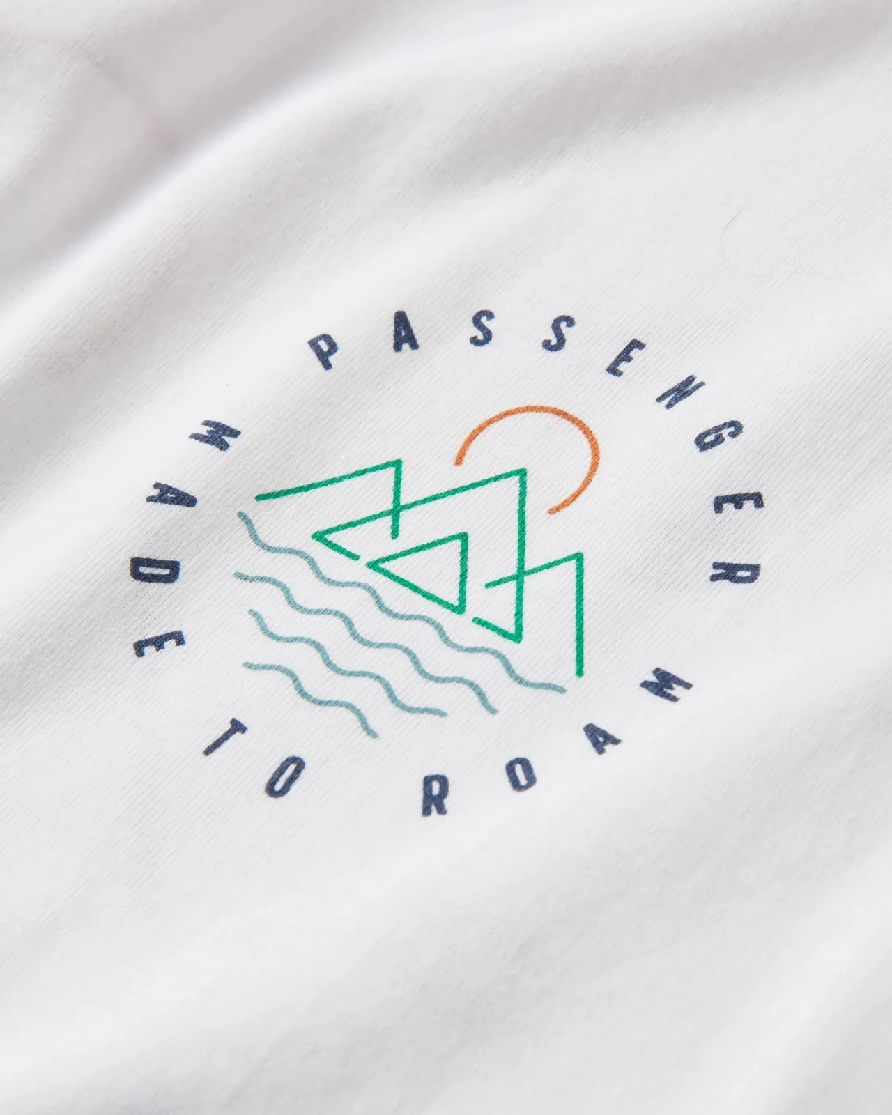 escapism_recyceltes_langarmtshirt__wei_3.webp Clearance Escapism Recyceltes Langarm-T-Shirt - Herren T-shirts & Tanktops