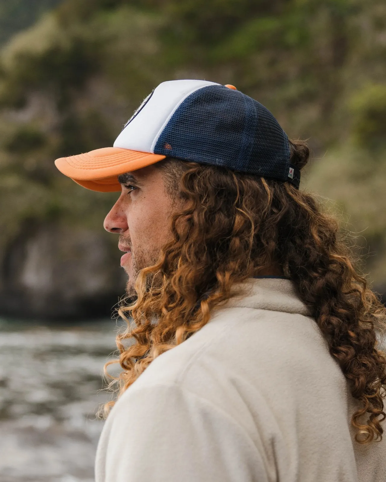 escapism_trucker_cap__apricot_1.webp Hot Escapism Trucker Cap - Herren Kappen & Hüte | Kappen & Hüte