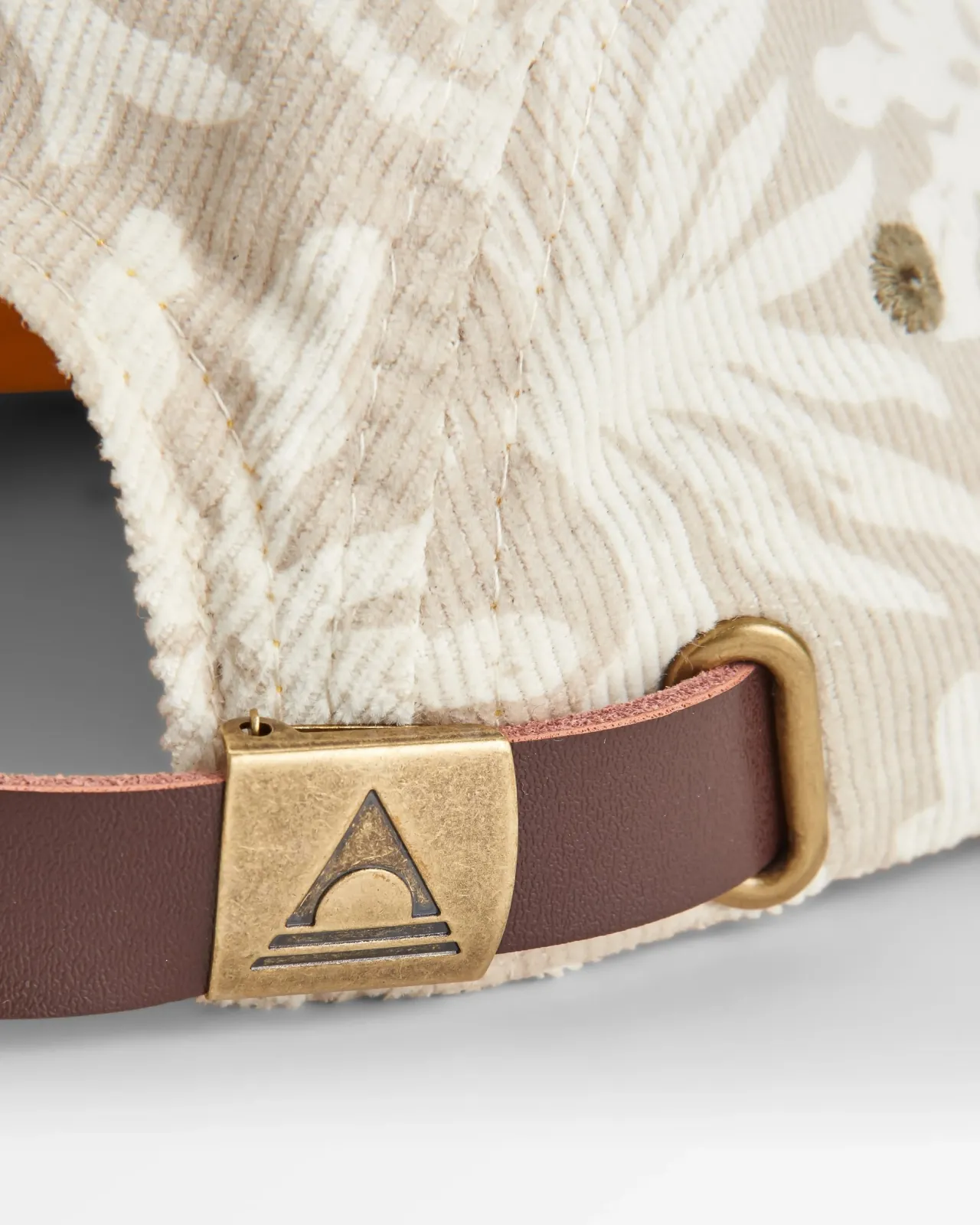 fixie_recycelte_cord_panel_kappe__goldene_gewrz_seegras_kieselgrau_6.webp Clearance Fixie Recycelte Cord 5-Panel Kappe - Goldene Gewürz/ Seegras Kieselgrau Herren Surfzubehör | Surf Accessoires