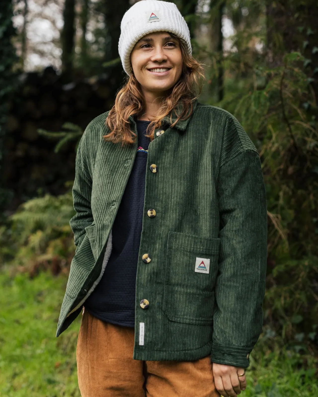 flint_cordovershirt__tannengrn_4.webp Best Sale Flint Cord-Overshirt - Damen Hemden | Hemdjacken