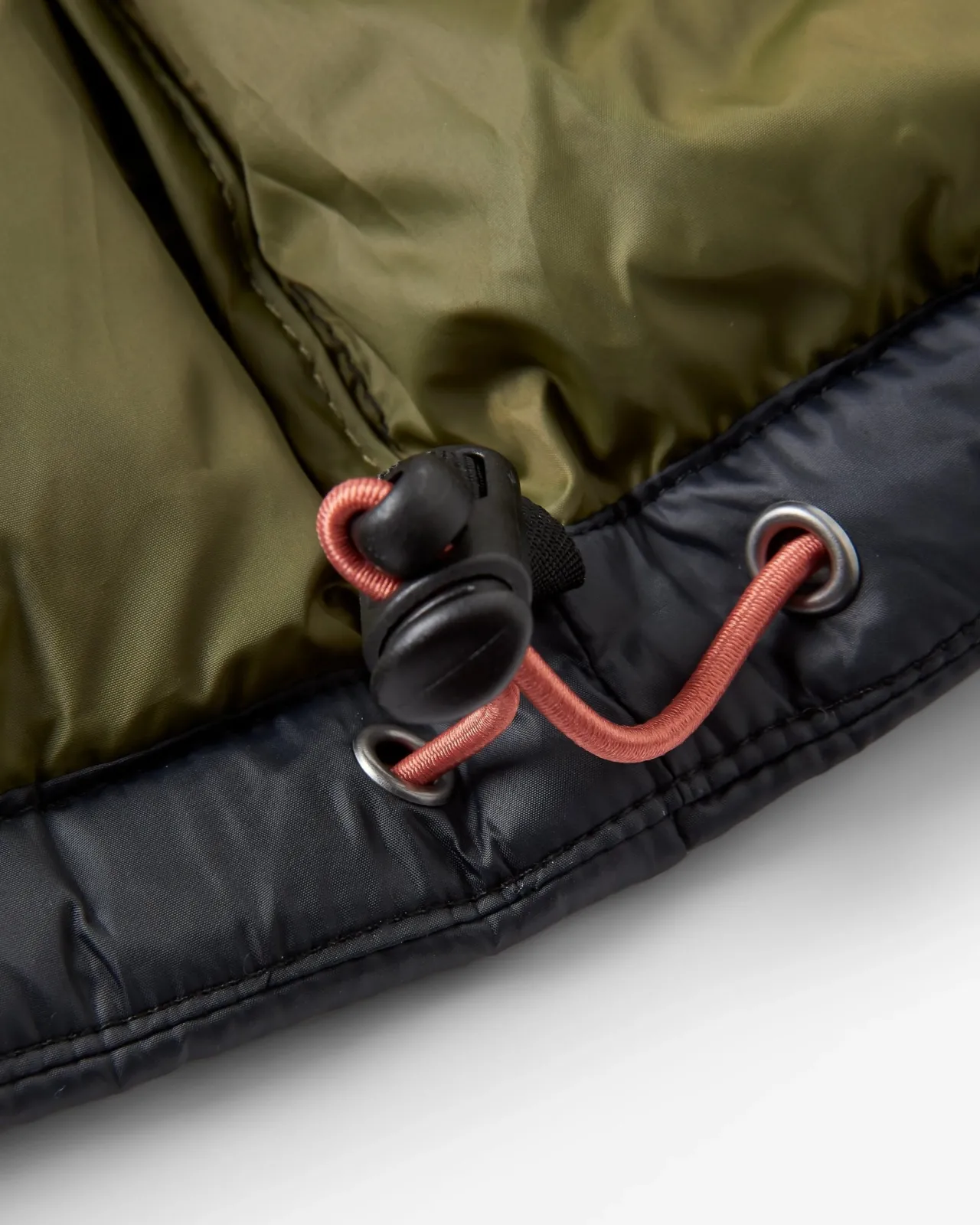 flynn_recycelte_isolierjacke__schwarz_11.webp Store Flynn Recycelte Isolierjacke - Herren Isoliert