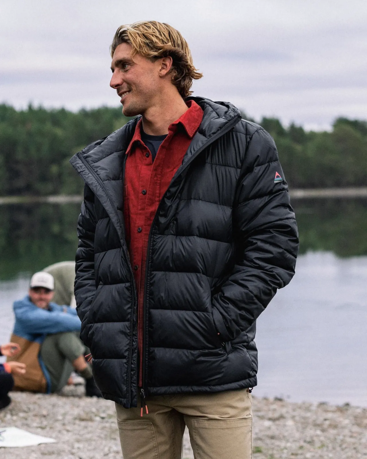 flynn_recycelte_isolierjacke__schwarz_2.webp Store Flynn Recycelte Isolierjacke - Herren Isoliert