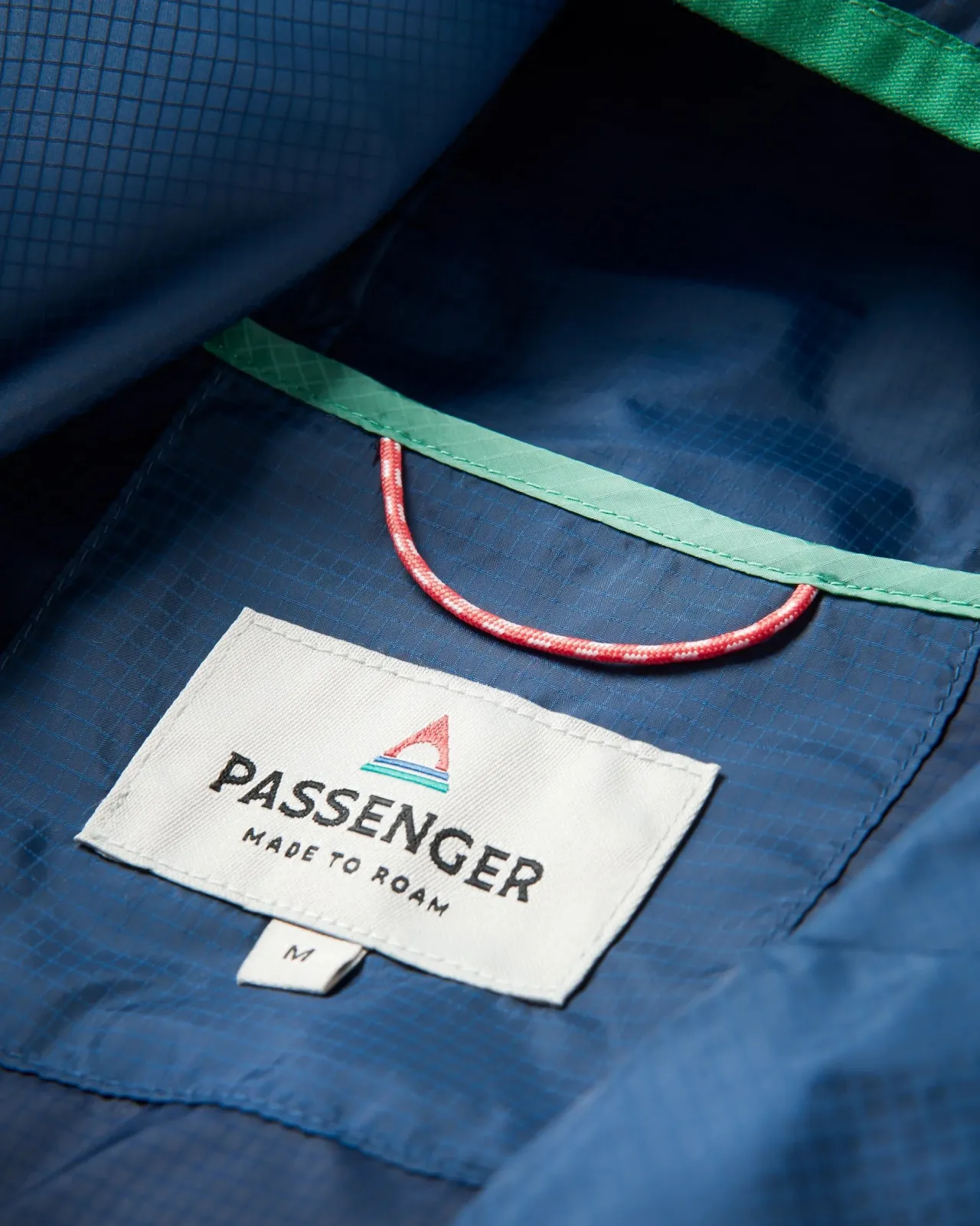 gusto_recycelte_windjacke__sattes_marineblaudunkles_denim_9.webp Discount Gusto Recycelte Windjacke - Sattes Marineblau/Dunkles Denim Herren Oberteile