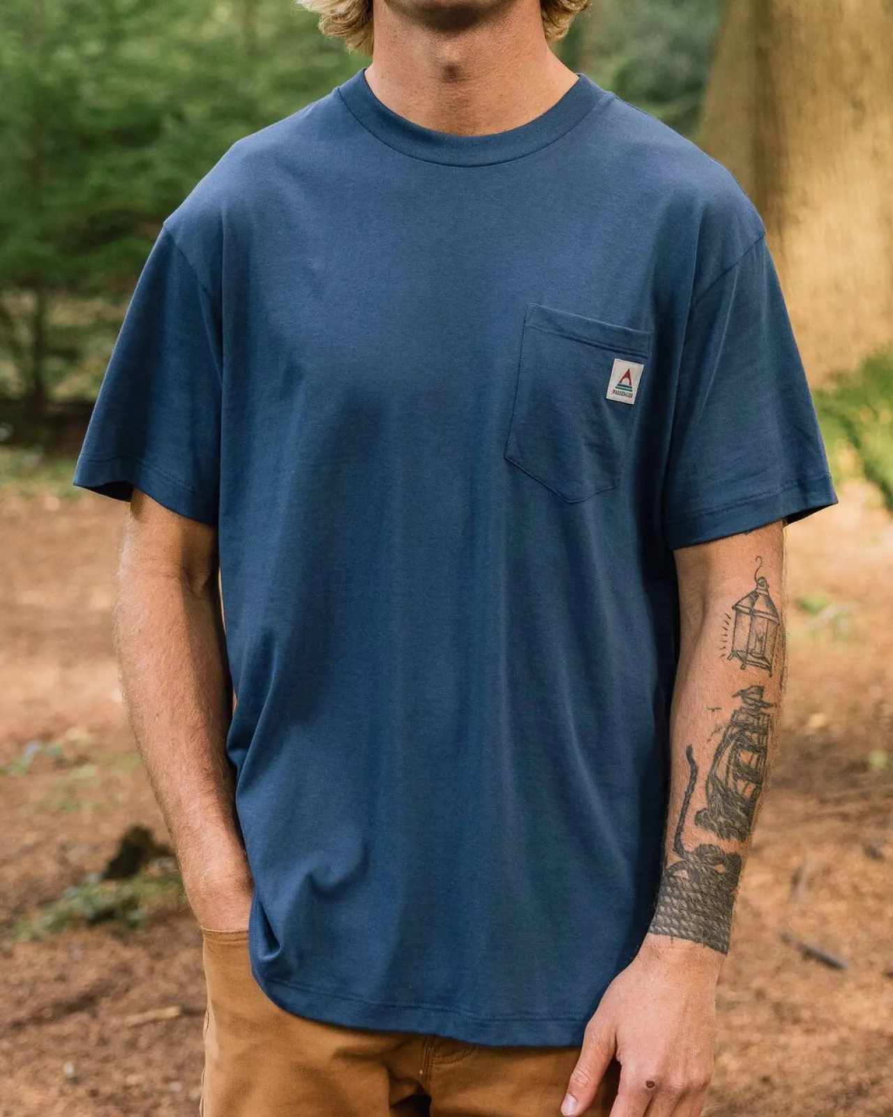 heritage_recyceltes_entspannte_geschnittenes_tshirt__dunkler_denim_2.webp New Heritage Recyceltes entspannte geschnittenes T-Shirt - Dunkler Denim Herren T-shirts & Tanktops