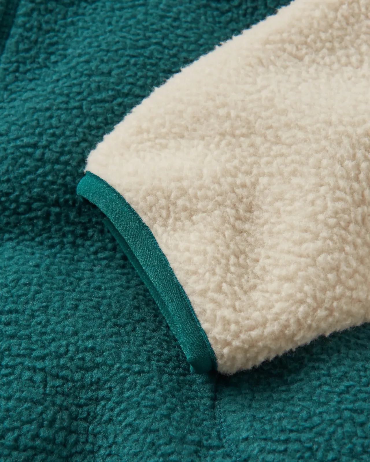 home__recyceltes_sherpafleece__regenwald_haferflocken_8.webp Shop Home 2.0 Recyceltes Sherpa-Fleece - Regenwald/ Haferflocken Damen Fleece | Fleece