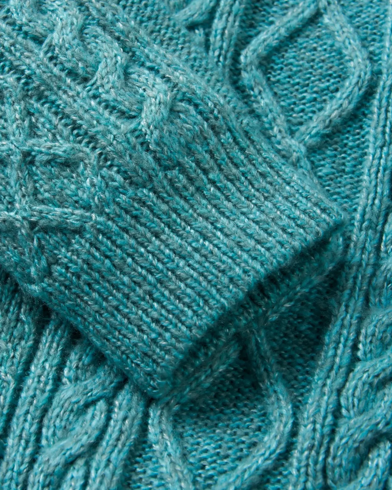 juniper_recycelter_gestrickter_pullover__arktis_2.webp Outlet Juniper Recycelter Gestrickter Pullover - Damen Strickwaren