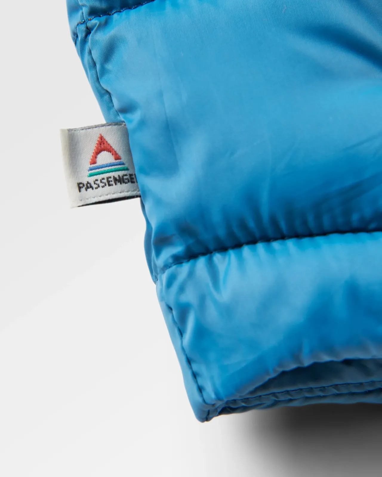 kai_recycelte_isolierjacke__tiefes_marineblau_9.webp Cheap Kai Recycelte Isolierjacke - Tiefes Marineblau Damen Isoliert