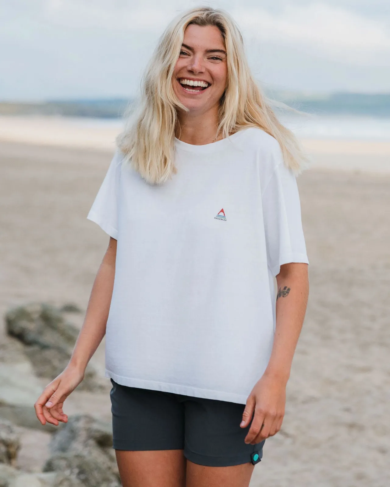 Fashion Klassisches T-Shirt aus recycelter Baumwolle - Damen Oberteile & T-shirts