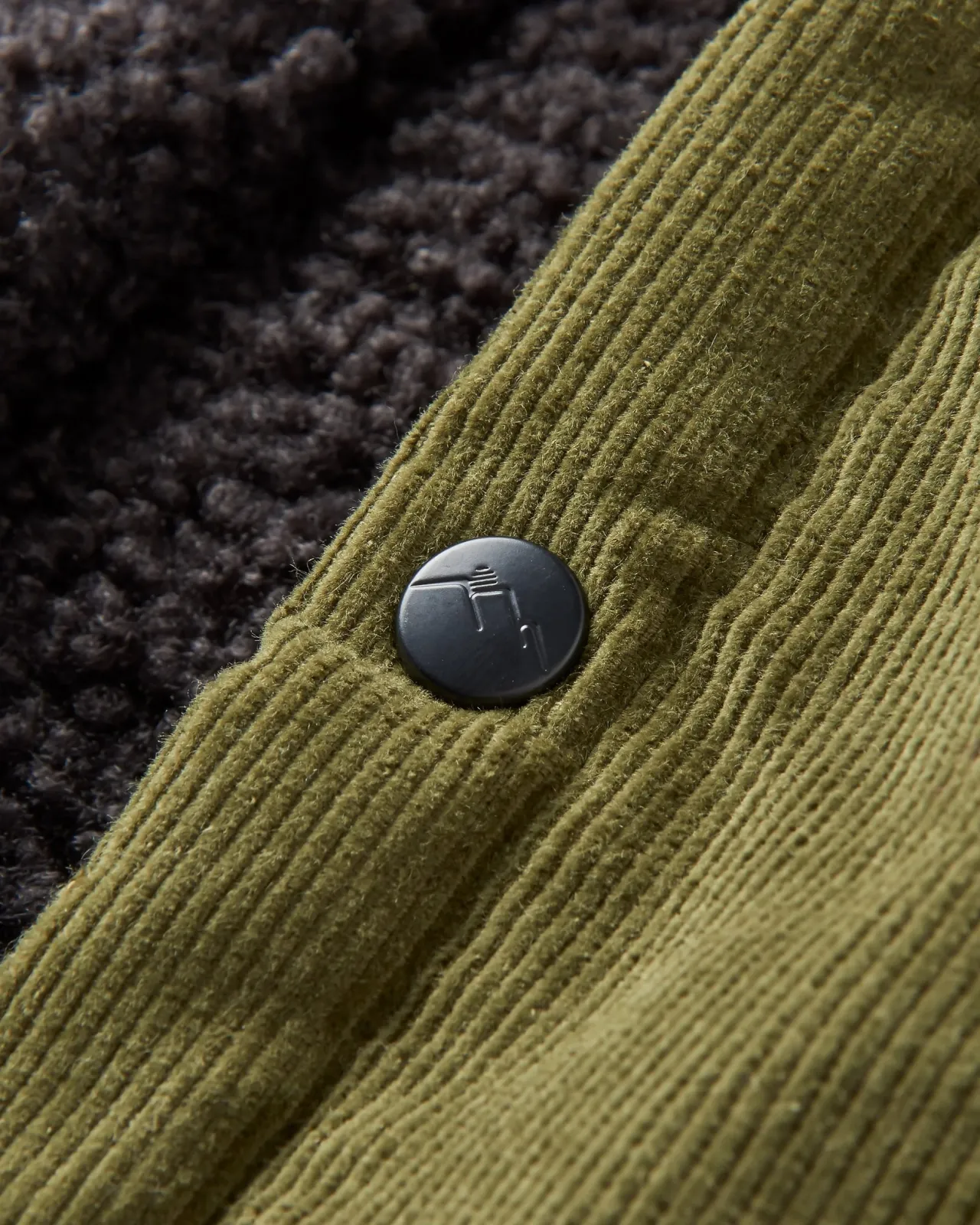 kodiak__sherpa_lined_cord_overshirt__khaki_2.webp Discount Kodiak 2.0 Sherpa Lined Cord Overshirt - Herren Hemden | Hemdjacken