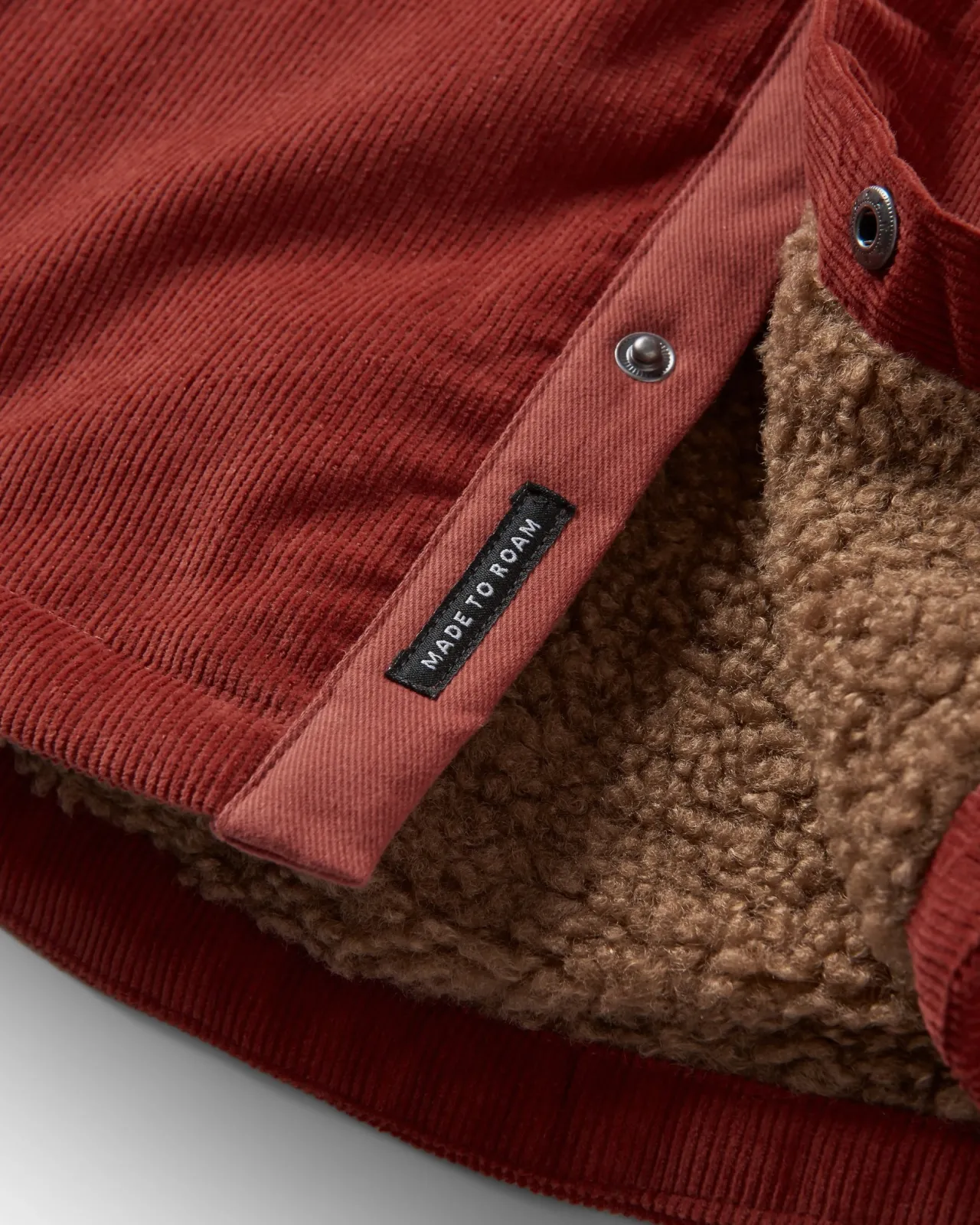 kodiak__sherpagefttertes_cordovershirt__roter_ocker_4.webp Cheap Kodiak 2.0 Sherpa-gefüttertes Cord-Overshirt - Roter Ocker Herren Hemden | Hemdjacken