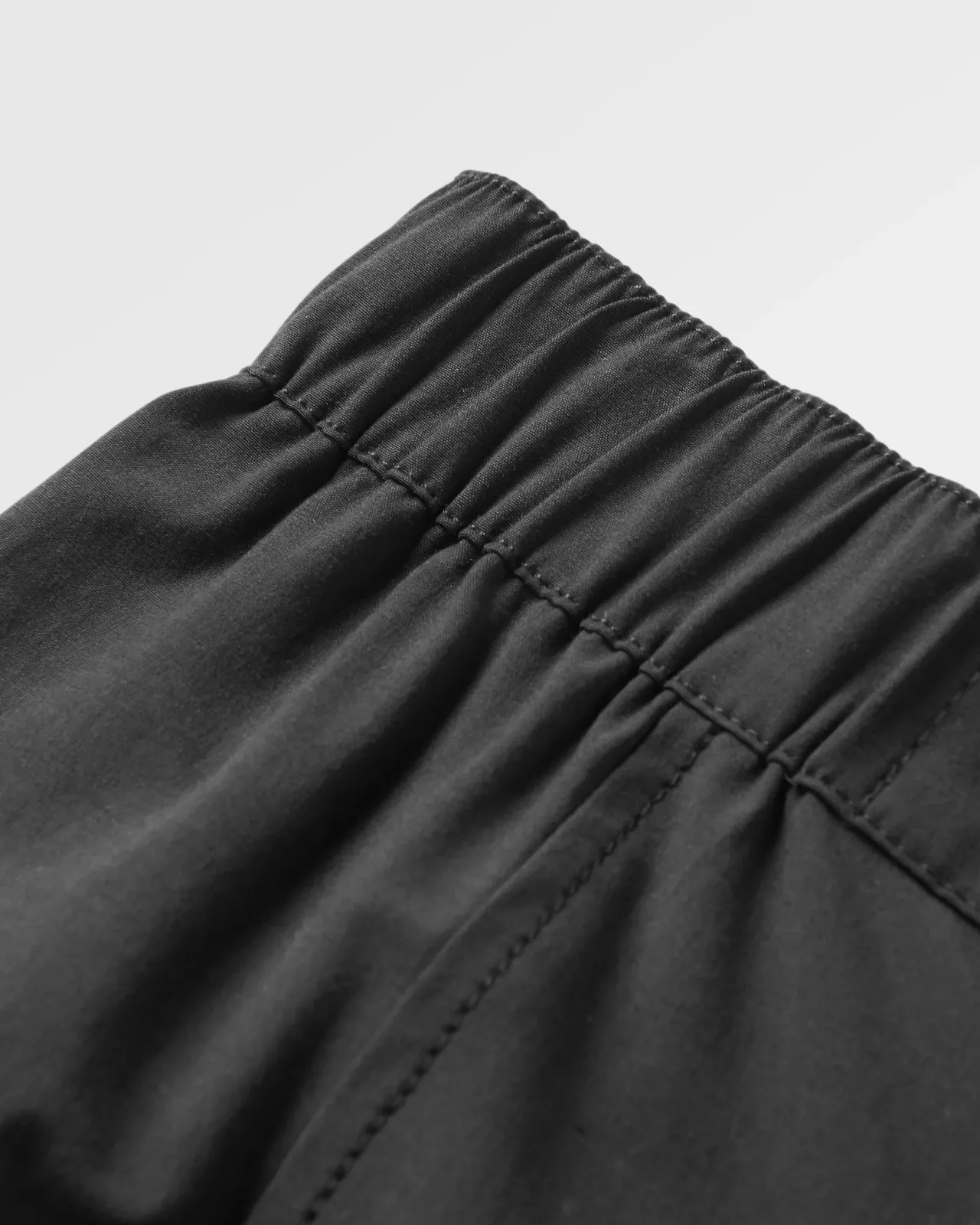laura_allzweckshort__echtes_schwarz_6.webp Sale Laura Allzweck-Short - Echtes Schwarz Damen Kurze Hosen | Hosen