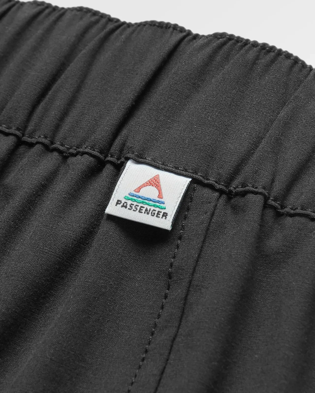 laura_allzweckshort__echtes_schwarz_8.webp Sale Laura Allzweck-Short - Echtes Schwarz Damen Kurze Hosen | Hosen