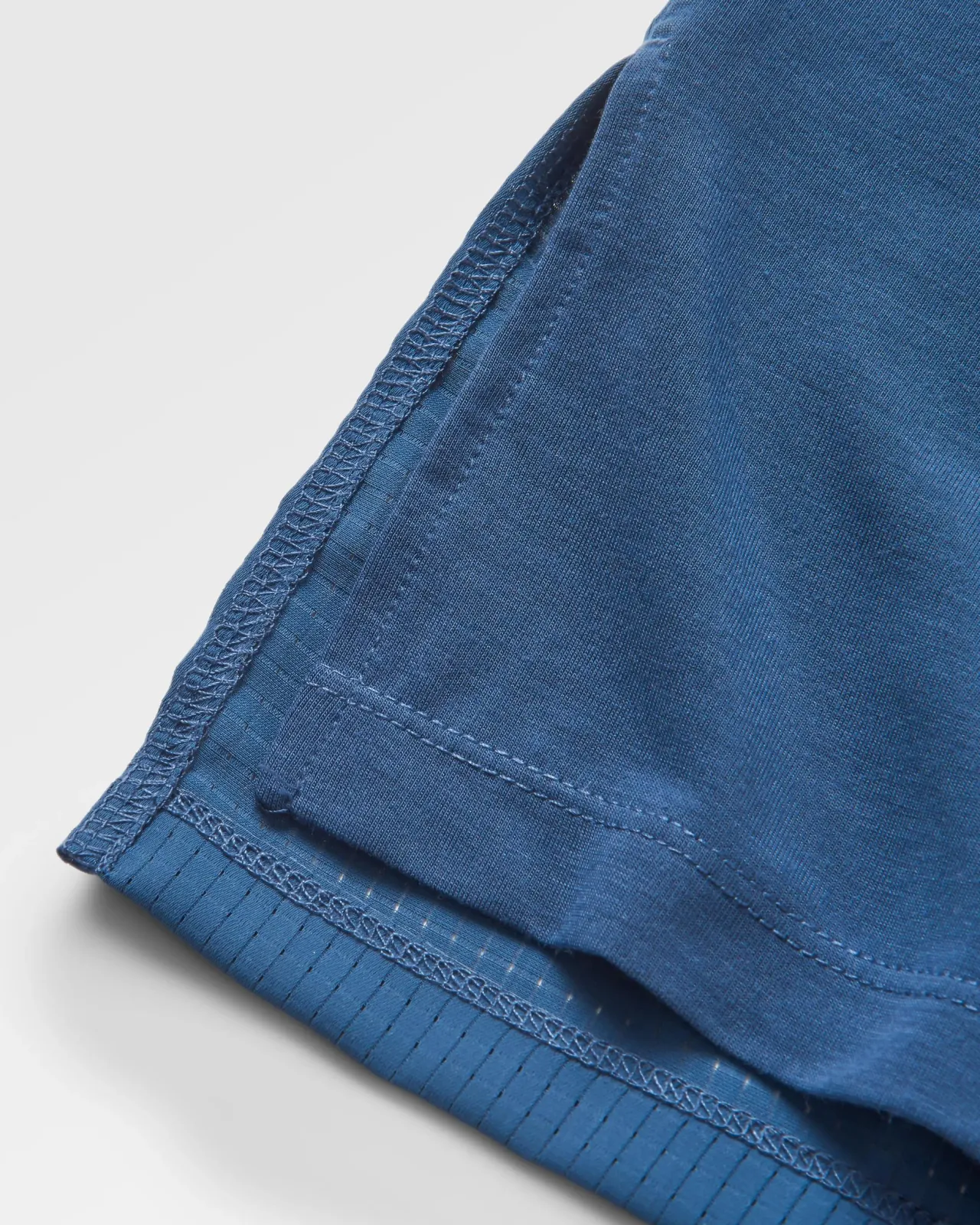 lotus_recyceltes_aktives_langarmtop__dunkler_denim_8.webp Best Lotus Recyceltes Aktives Langarm-Top - Dunkler Denim Damen Oberteile