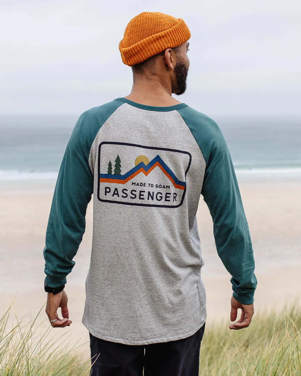 made_to_roam_recyceltes_langarmshirt__graumeliert_5.webp Sale Made to Roam Recyceltes Langarmshirt - Herren T-shirts & Tanktops