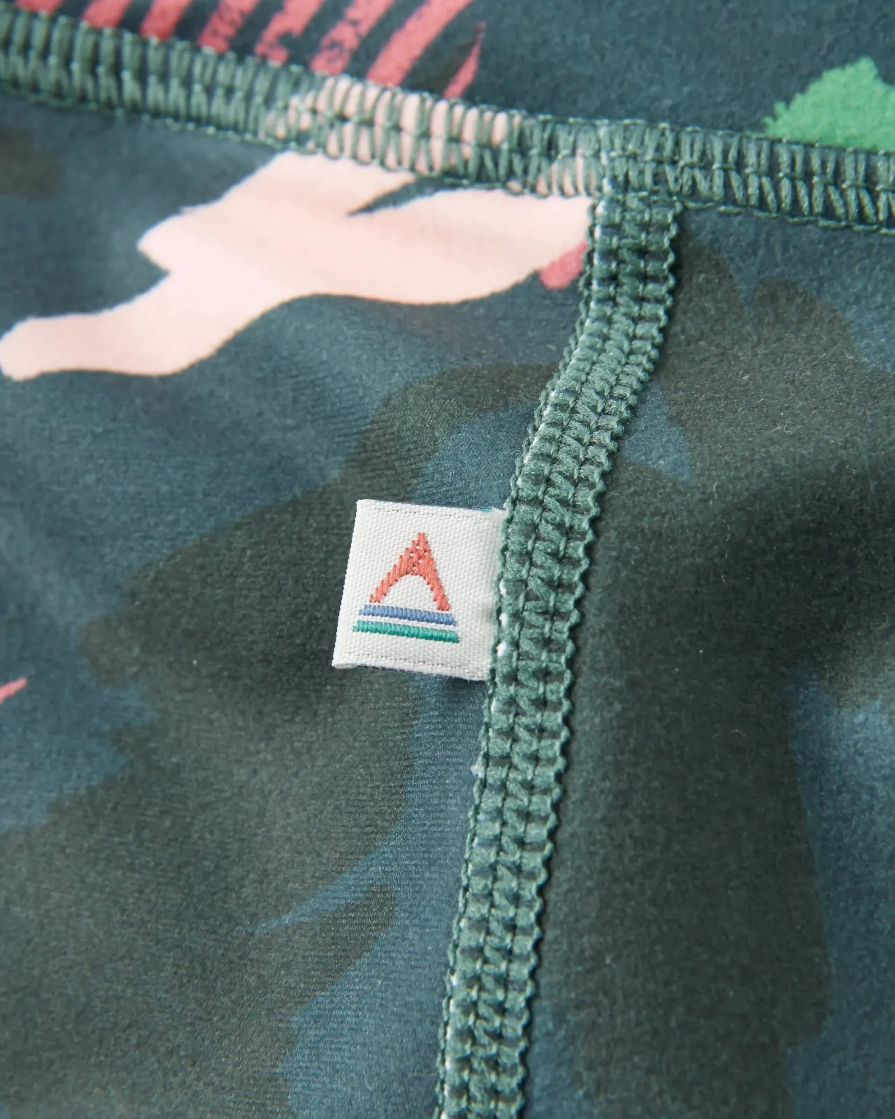 mantra_recycelte_aktiv_leggings__abstrakte_bergtanne_7.webp Clearance Mantra Recycelte Aktiv Leggings - Abstrakte Bergtanne Damen Leggings | Latzhosen & Hosen