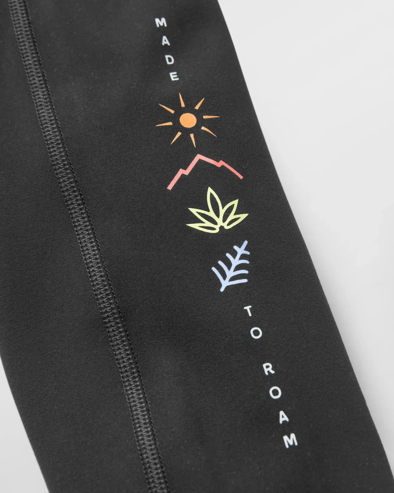 mantra_recycelte_leggings__schwarz_4.webp Clearance Mantra Recycelte Leggings - Damen Leggings | Latzhosen & Hosen