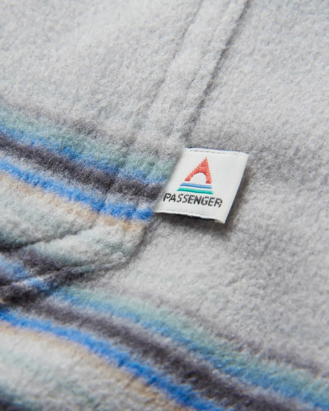 maple_recyceltes_polarfleecehemd__stahlgrau_gestreift_4.webp Outlet Maple Recyceltes Polar-Fleece-Hemd - Stahlgrau gestreift Herren Hemden | Fleece