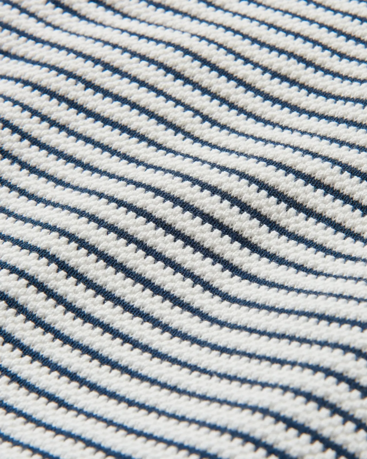 muir_biostrickpullover__off_white_streifen_5.webp New Muir Bio-Strickpullover - Off White Streifen Damen Strickwaren