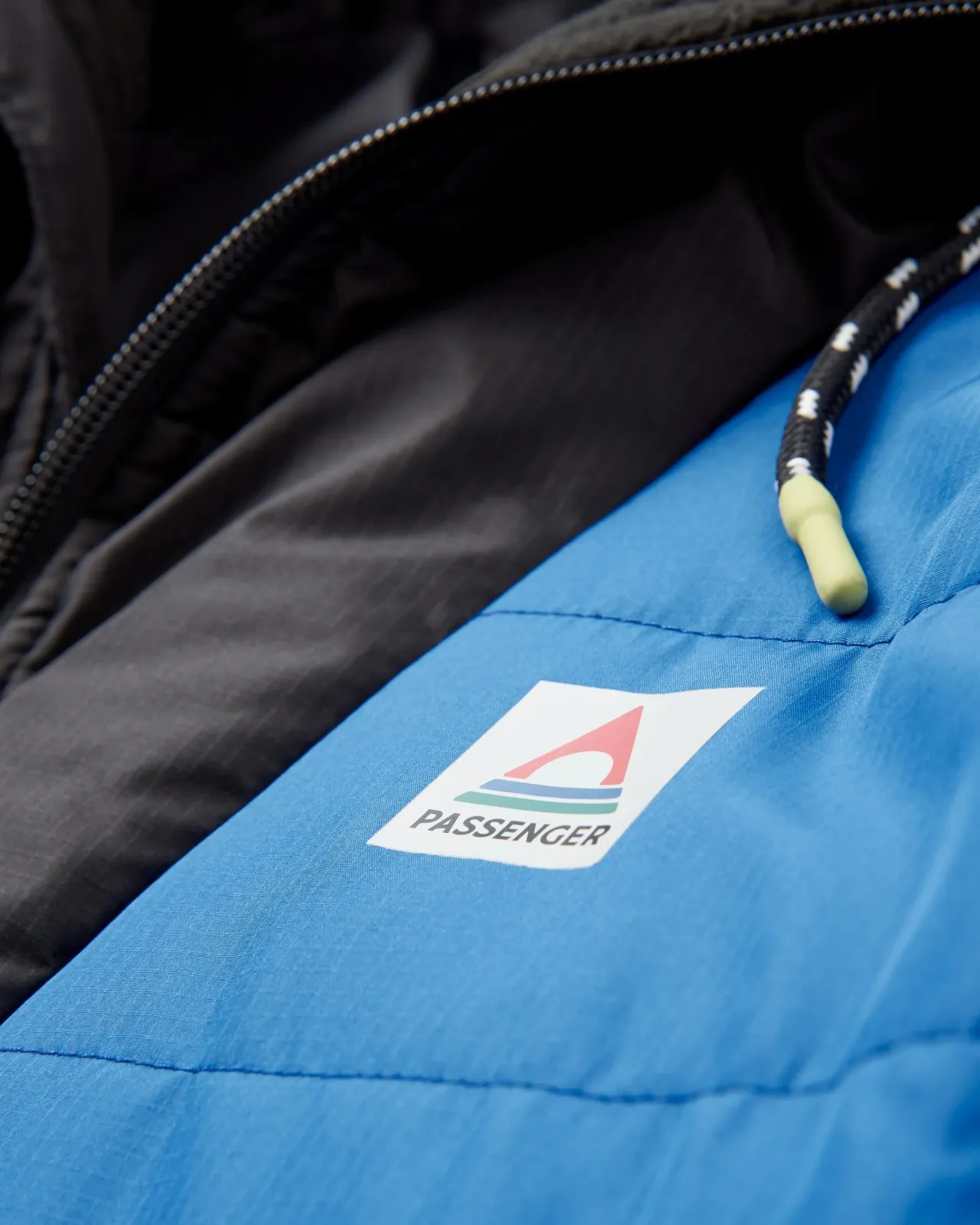Hot Oceanic Recycled Insulated 1/2 Zip Jacket - Azure Blue/Charcoal Herren Isoliert