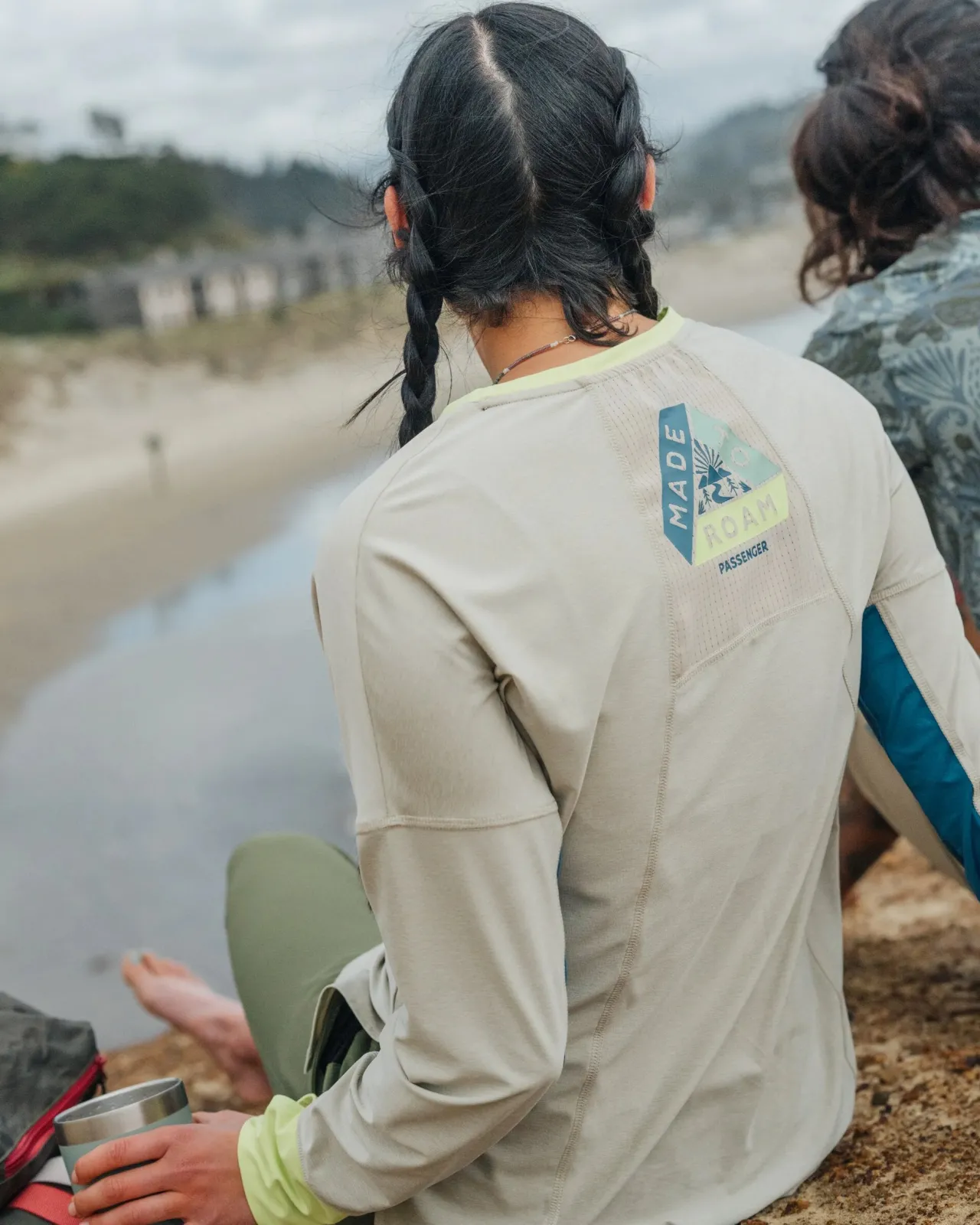 pacifica_recyceltes_aktiv_langarmshirt__birke_meliert_3.webp Discount Pacifica recyceltes aktiv Langarmshirt - Birke meliert Damen Oberteile